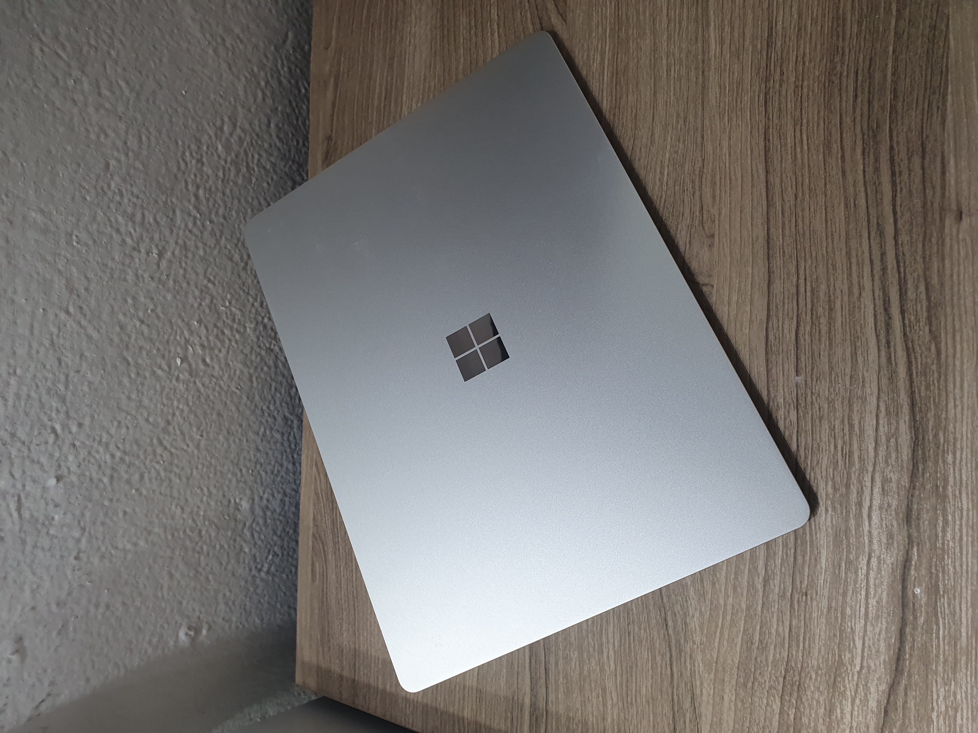 computadoras y laptops - Microsoft Surface Laptop Go3, Core i5 12th, Touch 12,4" 8GB RAM, 256GB SSD Nueva 1