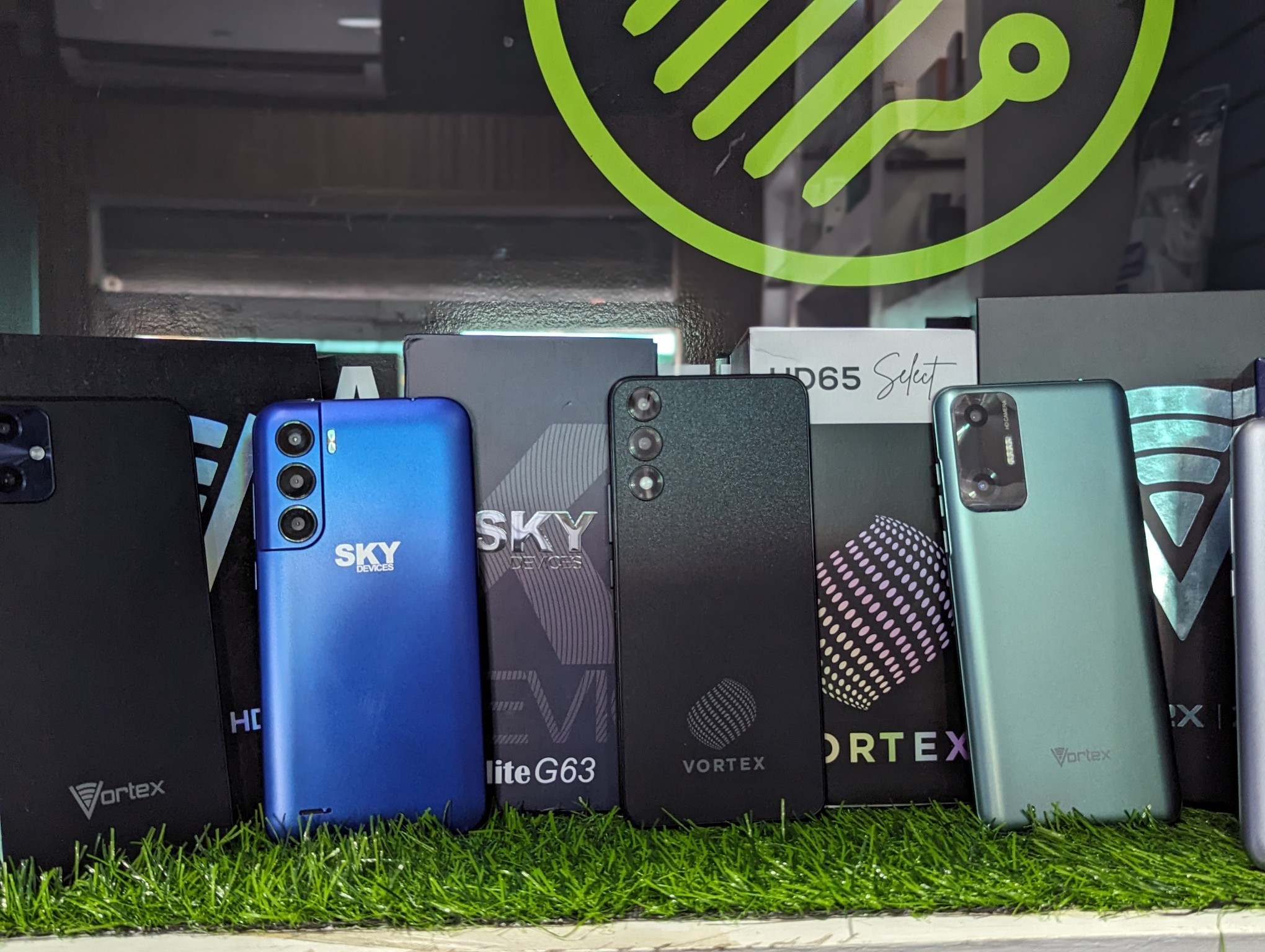 celulares y tabletas - Variedad de celulares Vortex Buenos y económico  1