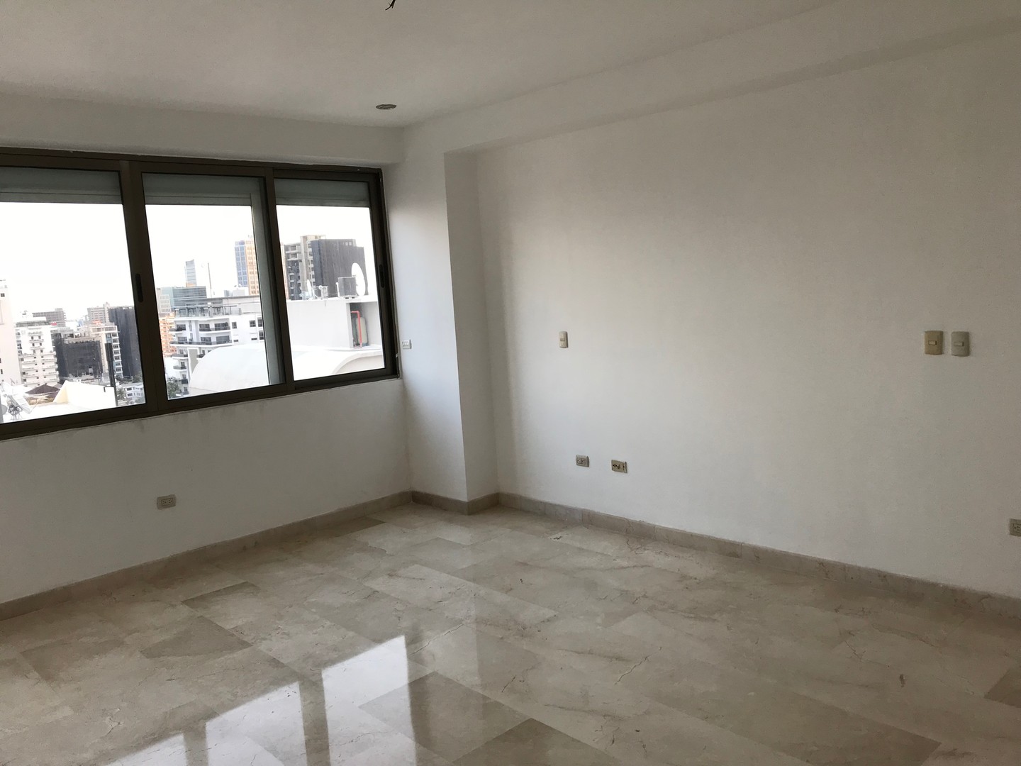 penthouses - Pent House 6