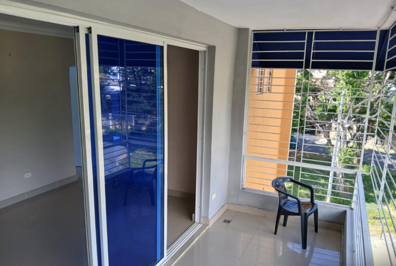 apartamentos - En Marañón Sto Dgo Norte apto con tres habitaciones  4