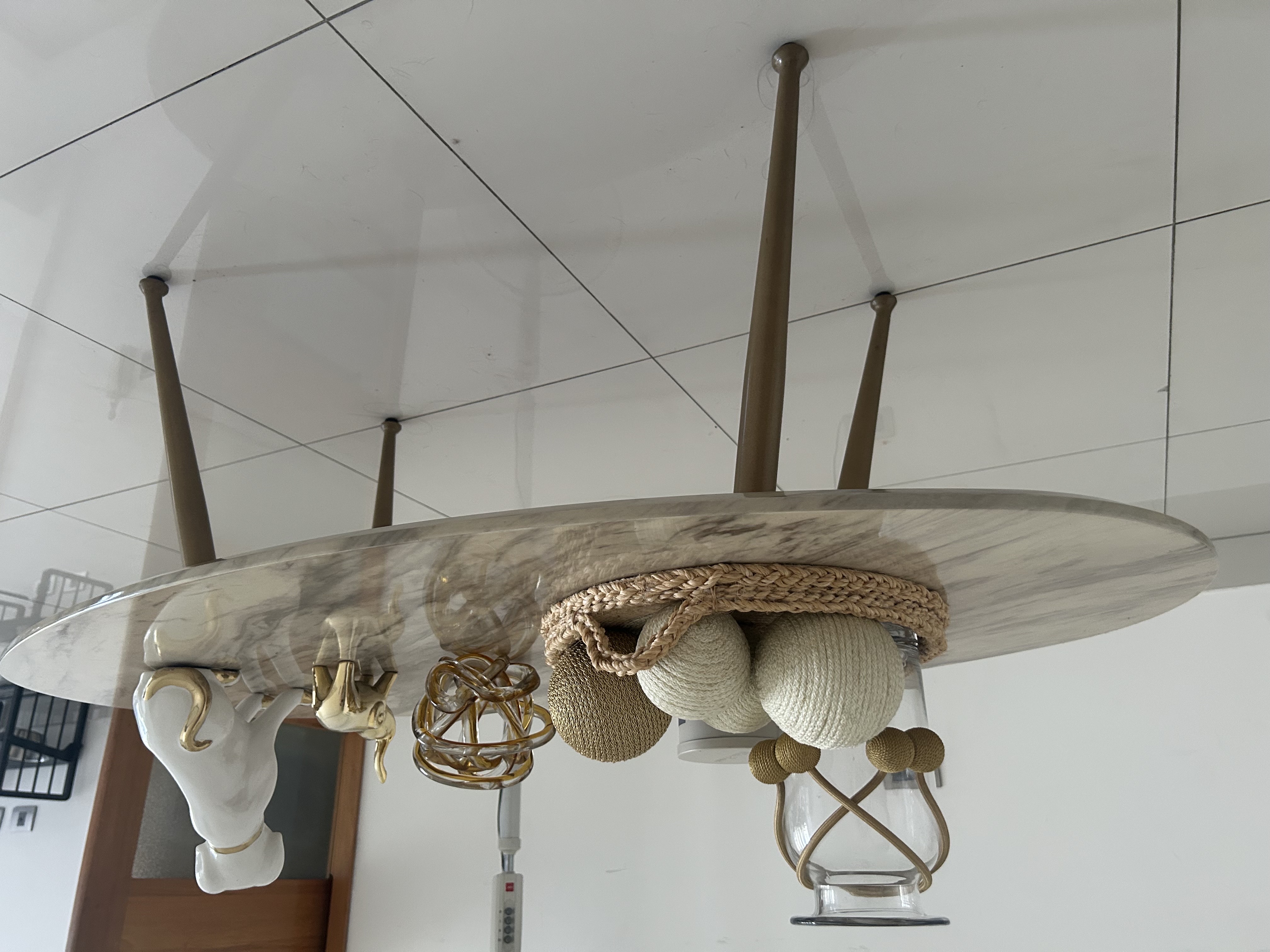 decoración y accesorios - Por viaje se vende 8