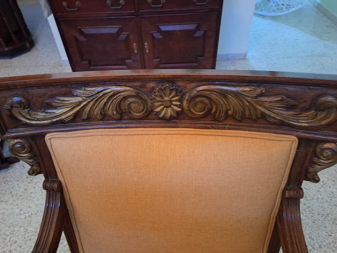 muebles y colchones - Vendo Hermoso juego de sala (SOFA, MESA Y BUTACAS)
 7