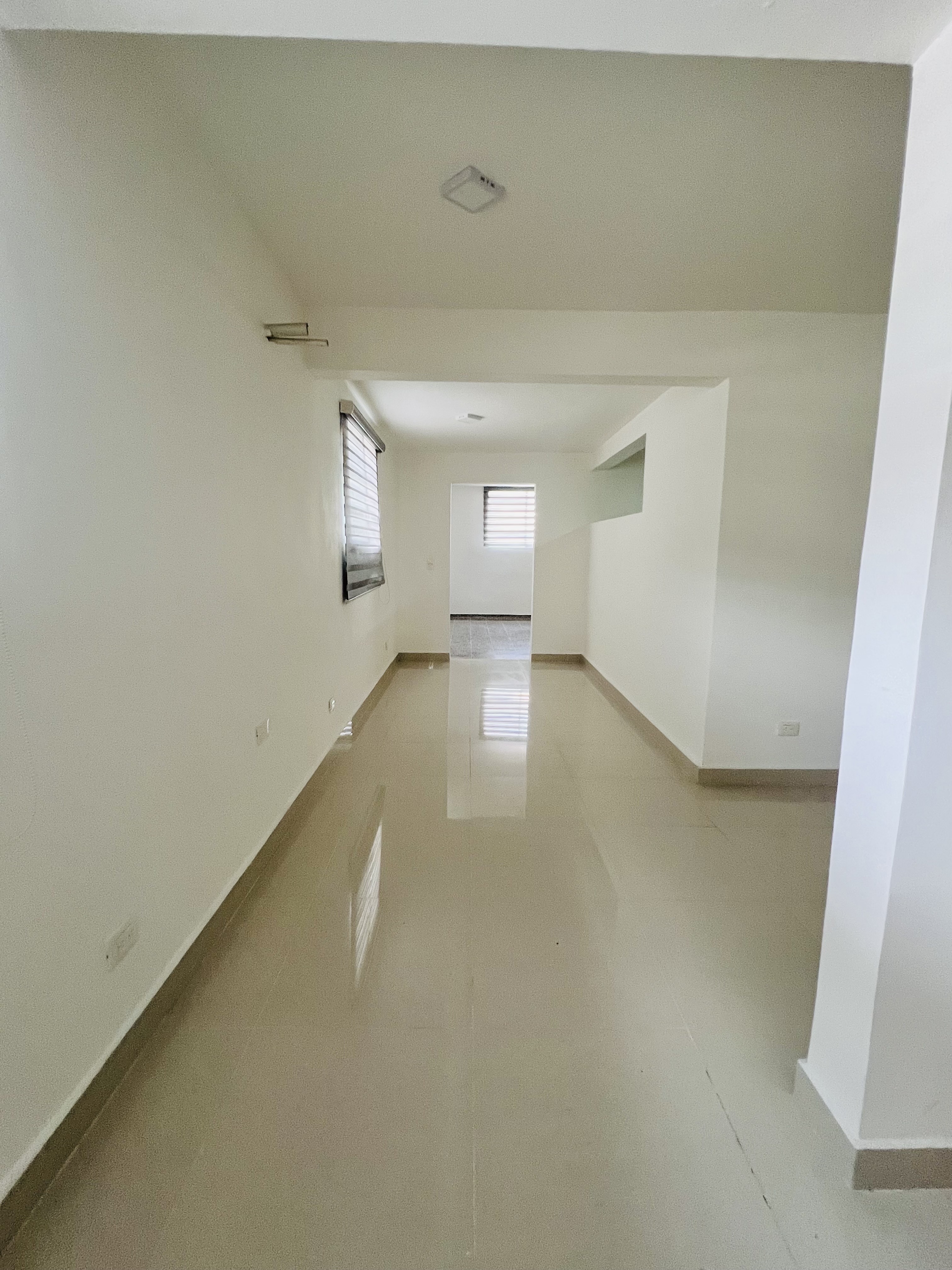 oficinas y locales comerciales - Local Comercial Miraflores 2do Nivel 4