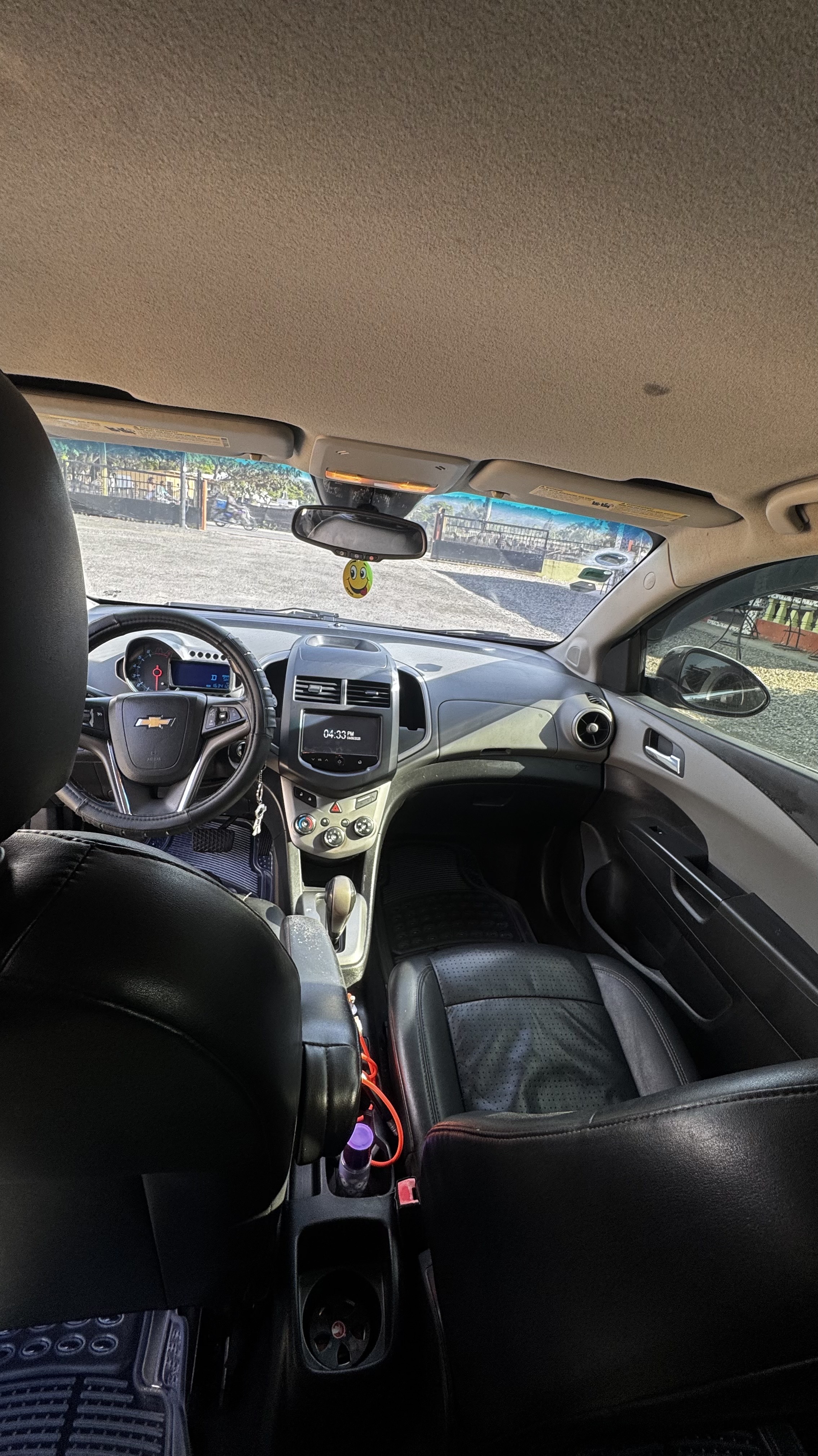 carros - Carro Chevrolet sonic 2013  4