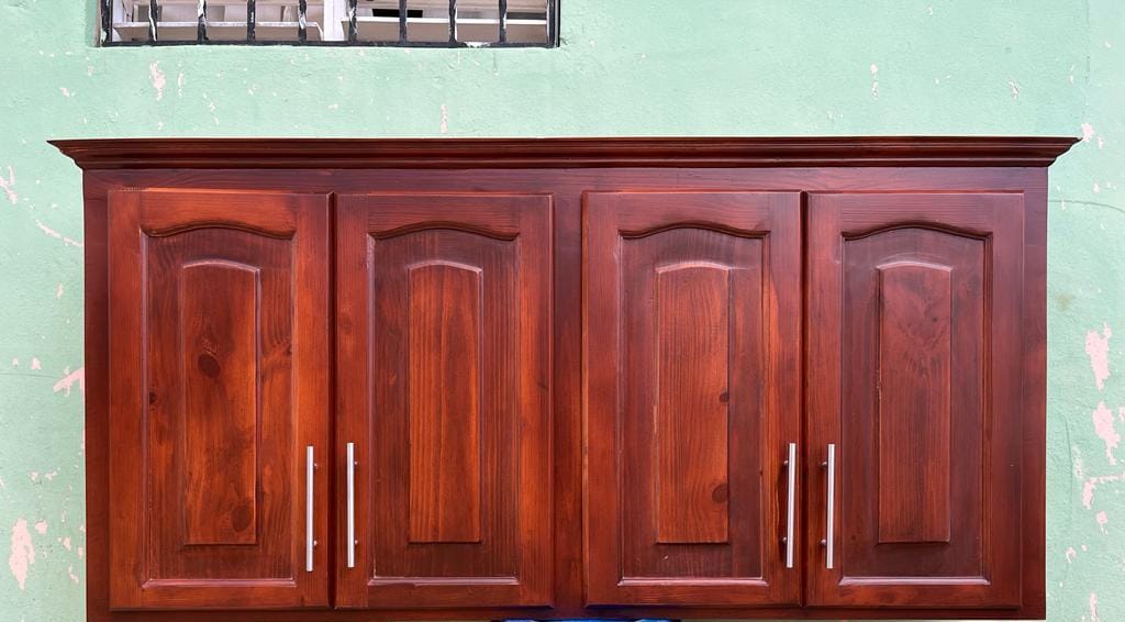 muebles y colchones - Gabinete alto  1