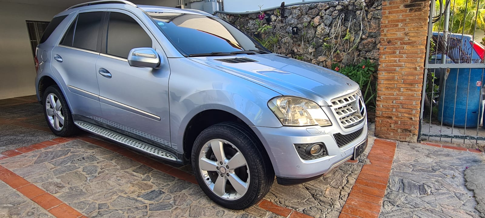 jeepetas y camionetas - Mercedes-Benz ML350 4matic 2010 7