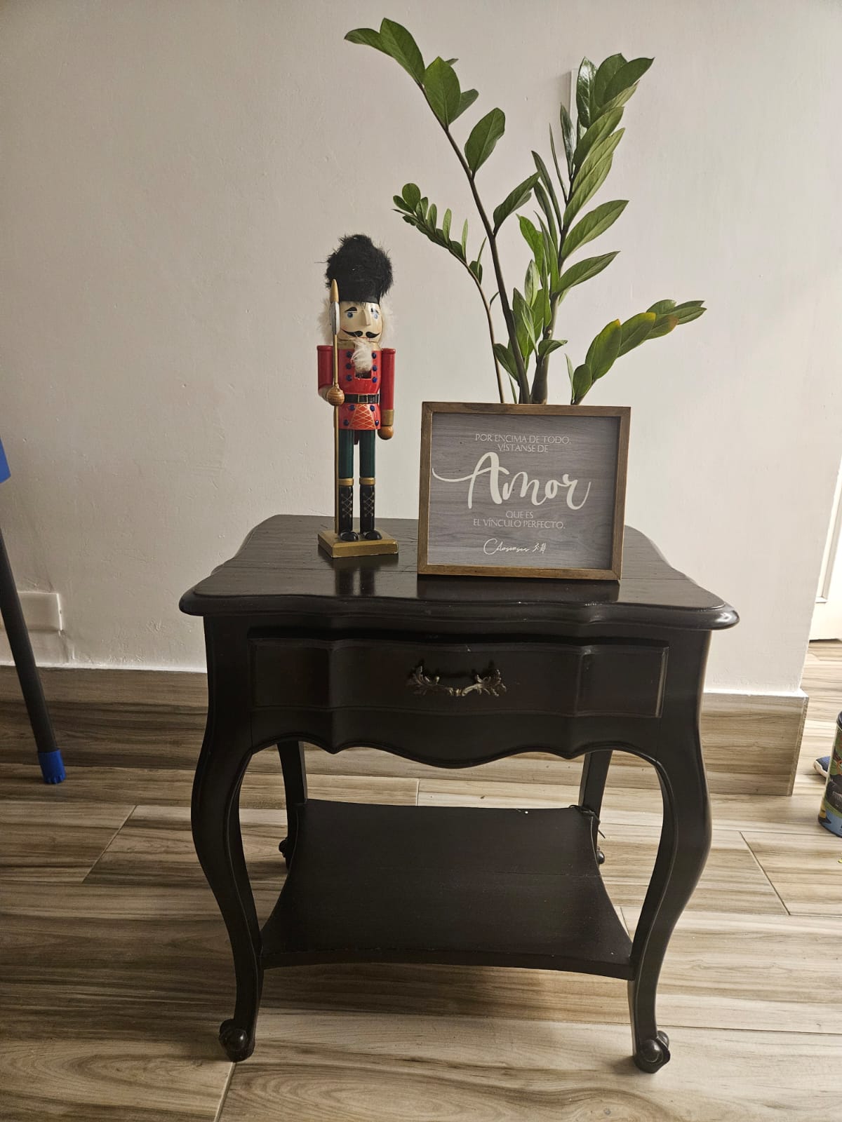 muebles y colchones - Mesa antigua excelentes  condiciones  1