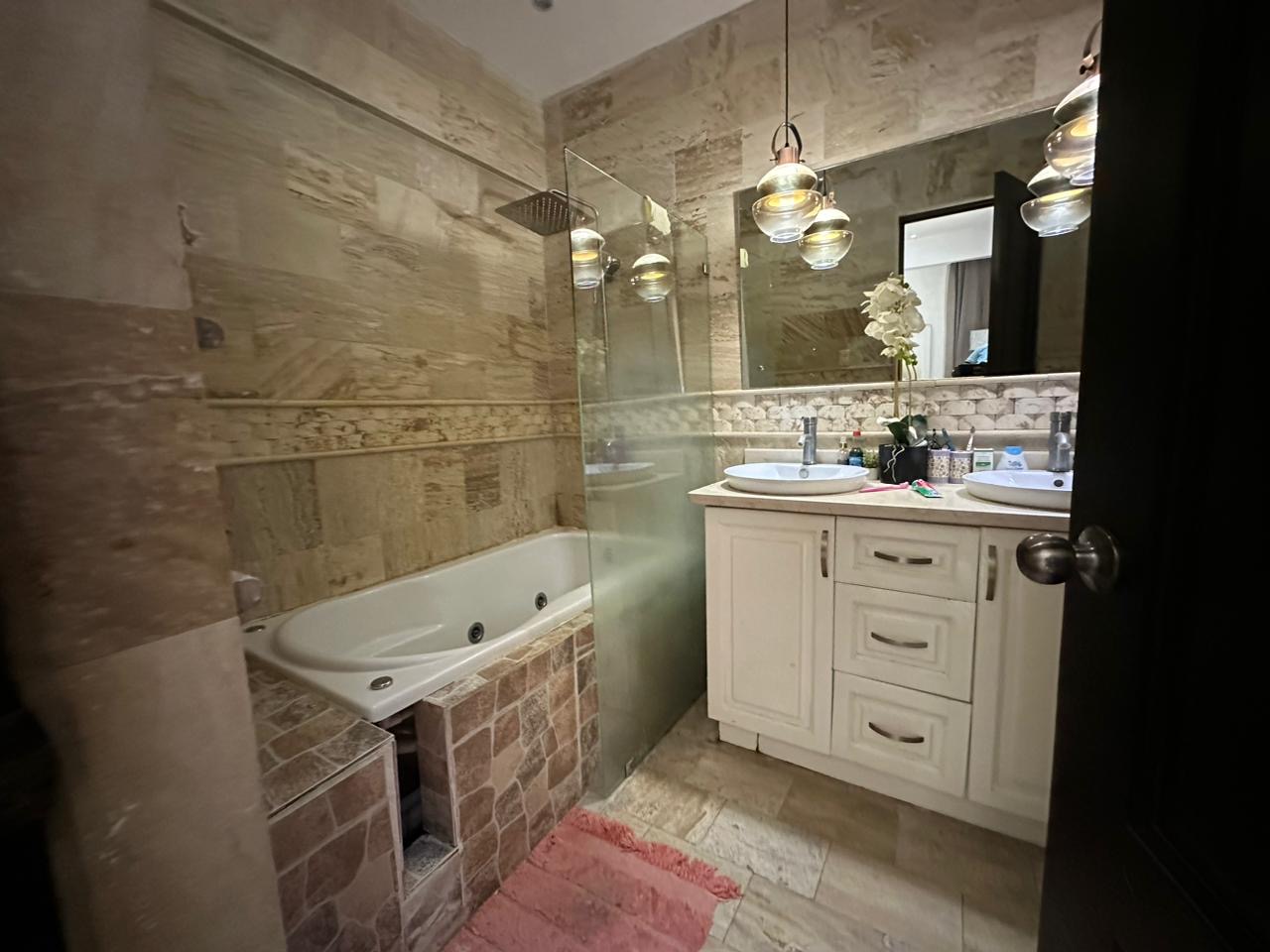 apartamentos - Vendono oferta Ph renacimiento tres hab con baño  9