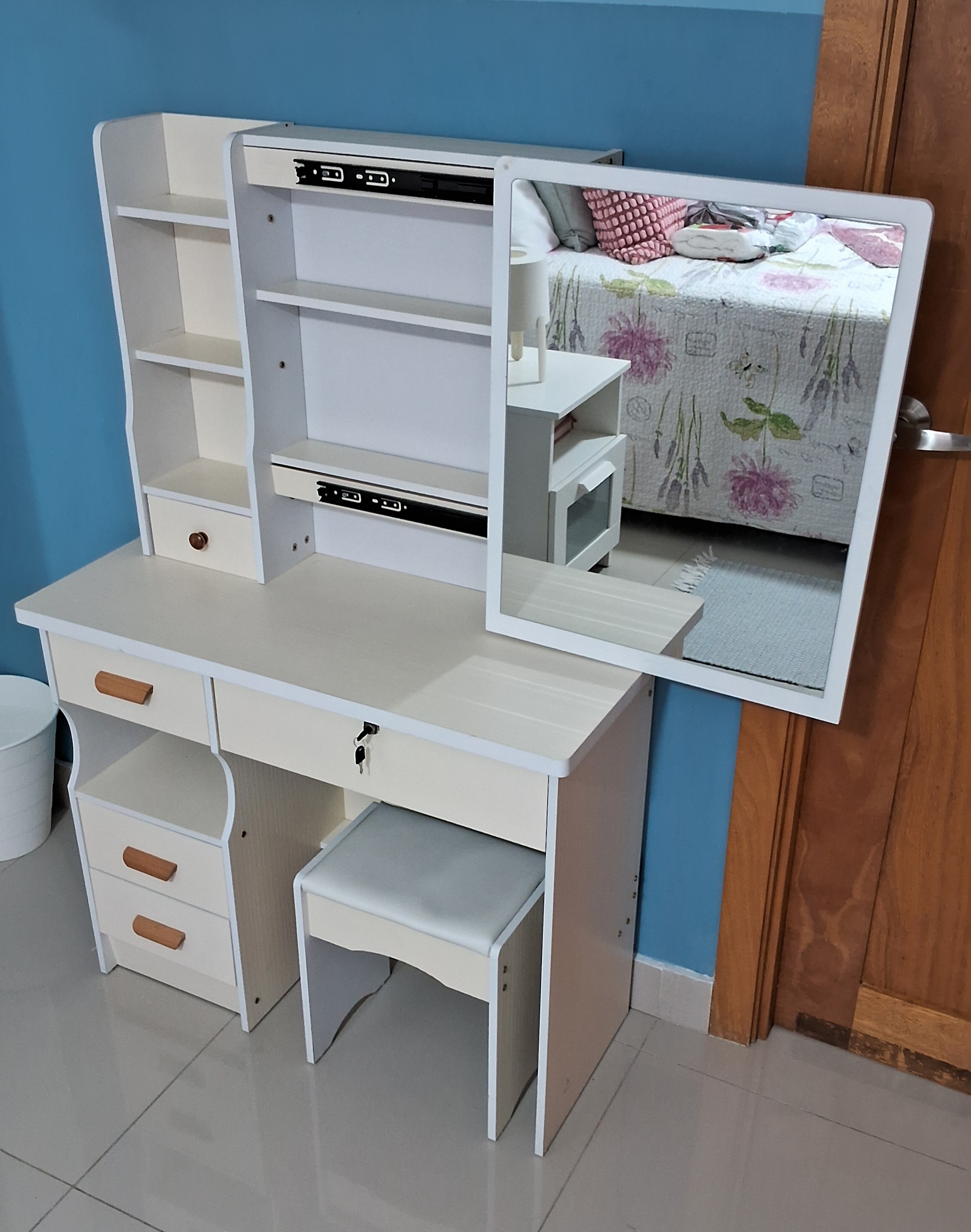 muebles y colchones - Mesa de Maquillaje 1