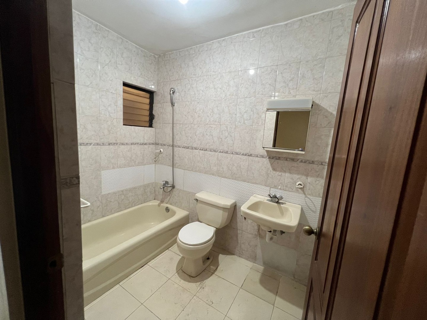 apartamentos - Se vende apartamento en Arroyo Hondo 1