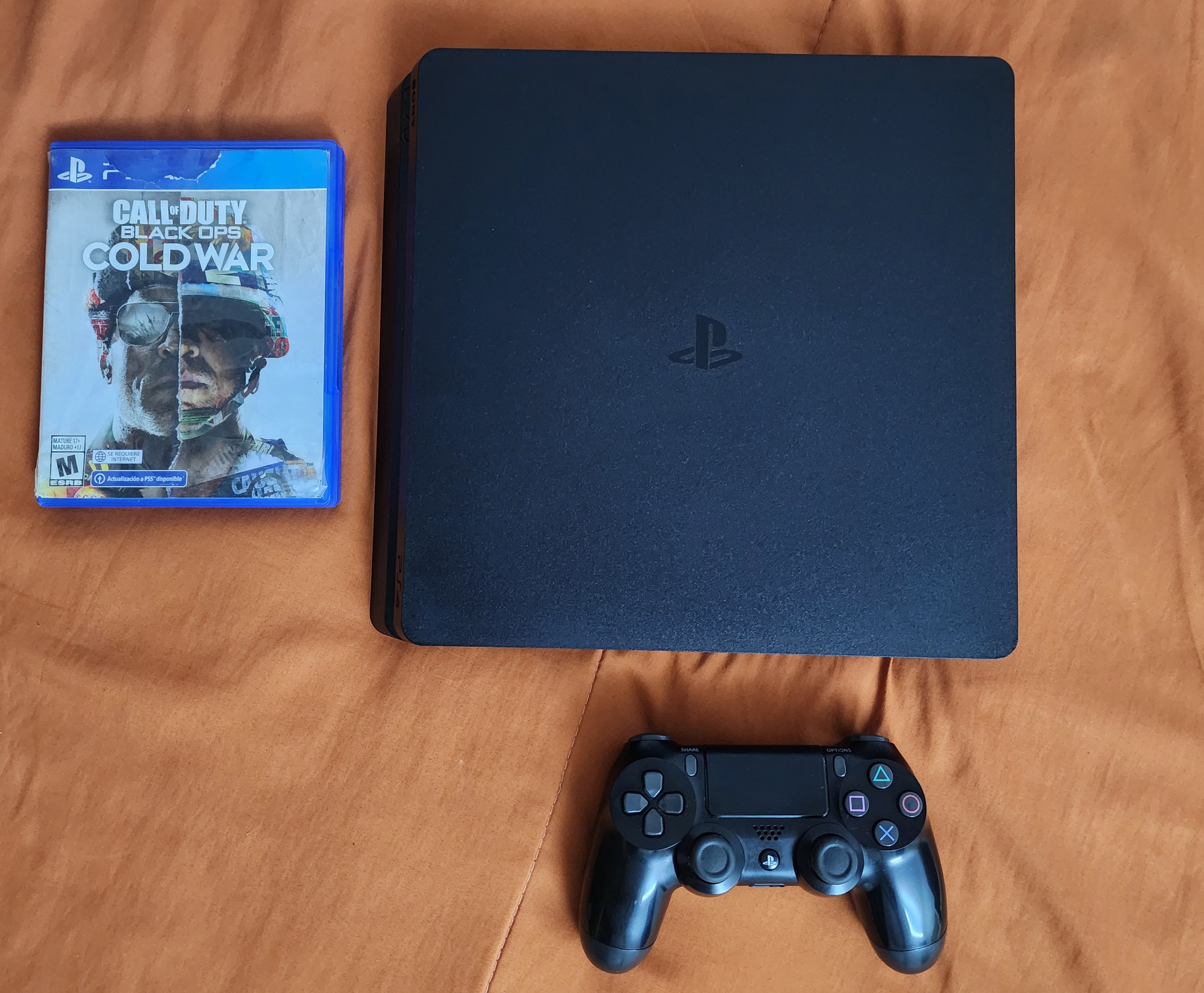 consolas y videojuegos - PS4 1tb 4