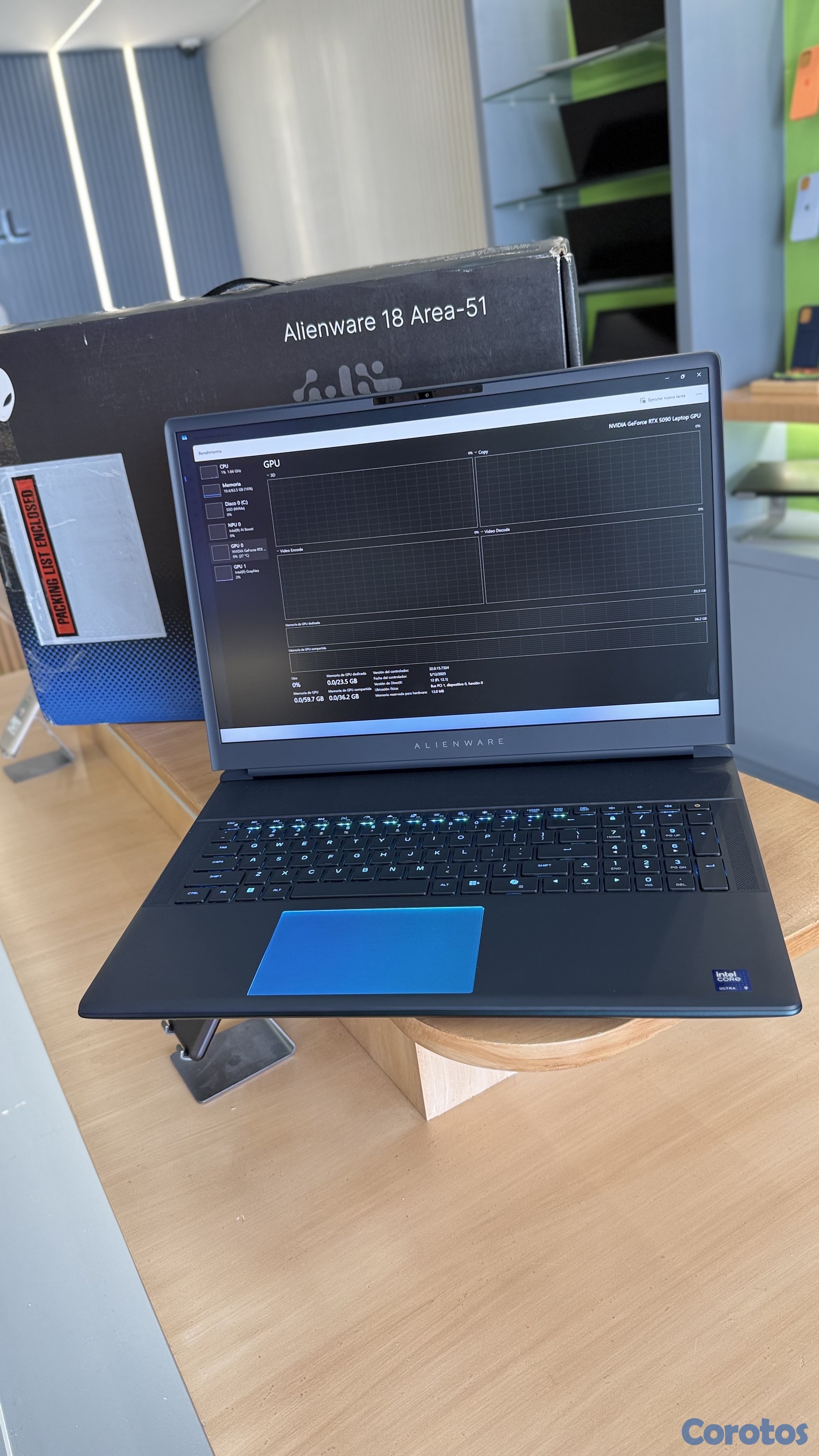 computadoras y laptops - Laptop Alienware 18 Area 51 Rtx5090 Intel core ultra 9 64 gb de ram 2tb ssd  1