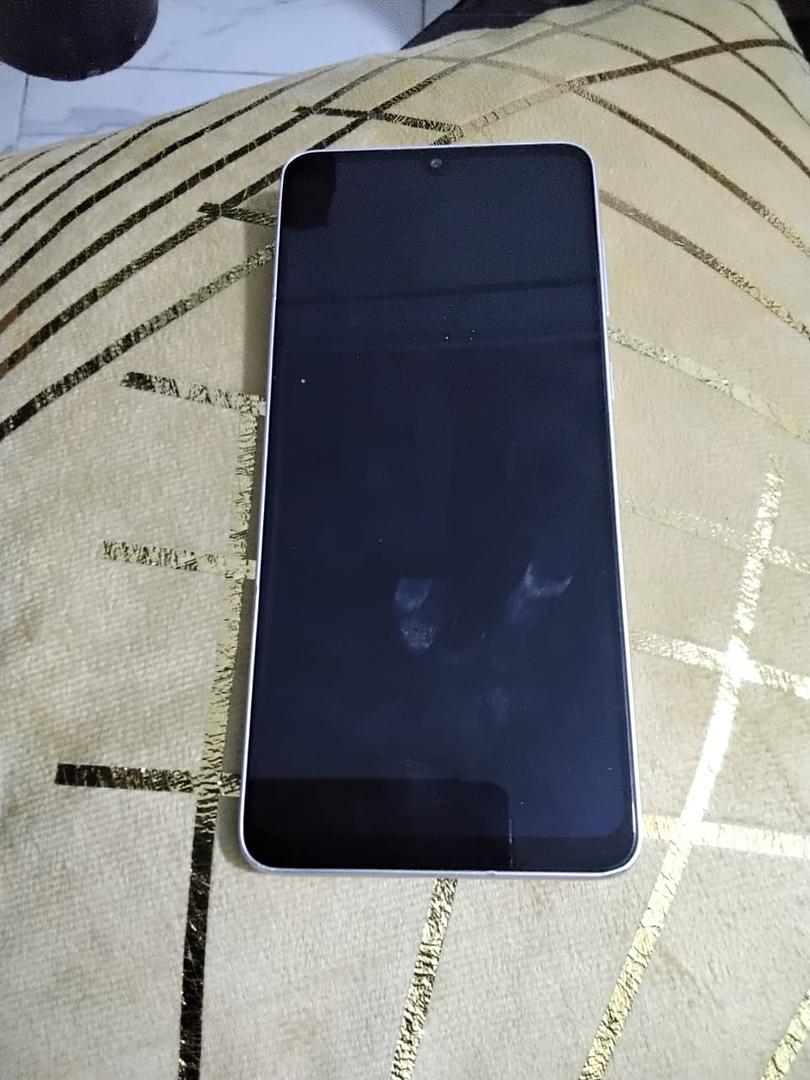 celulares y tabletas - Samsung A33 5G como nuevo con su caja  4