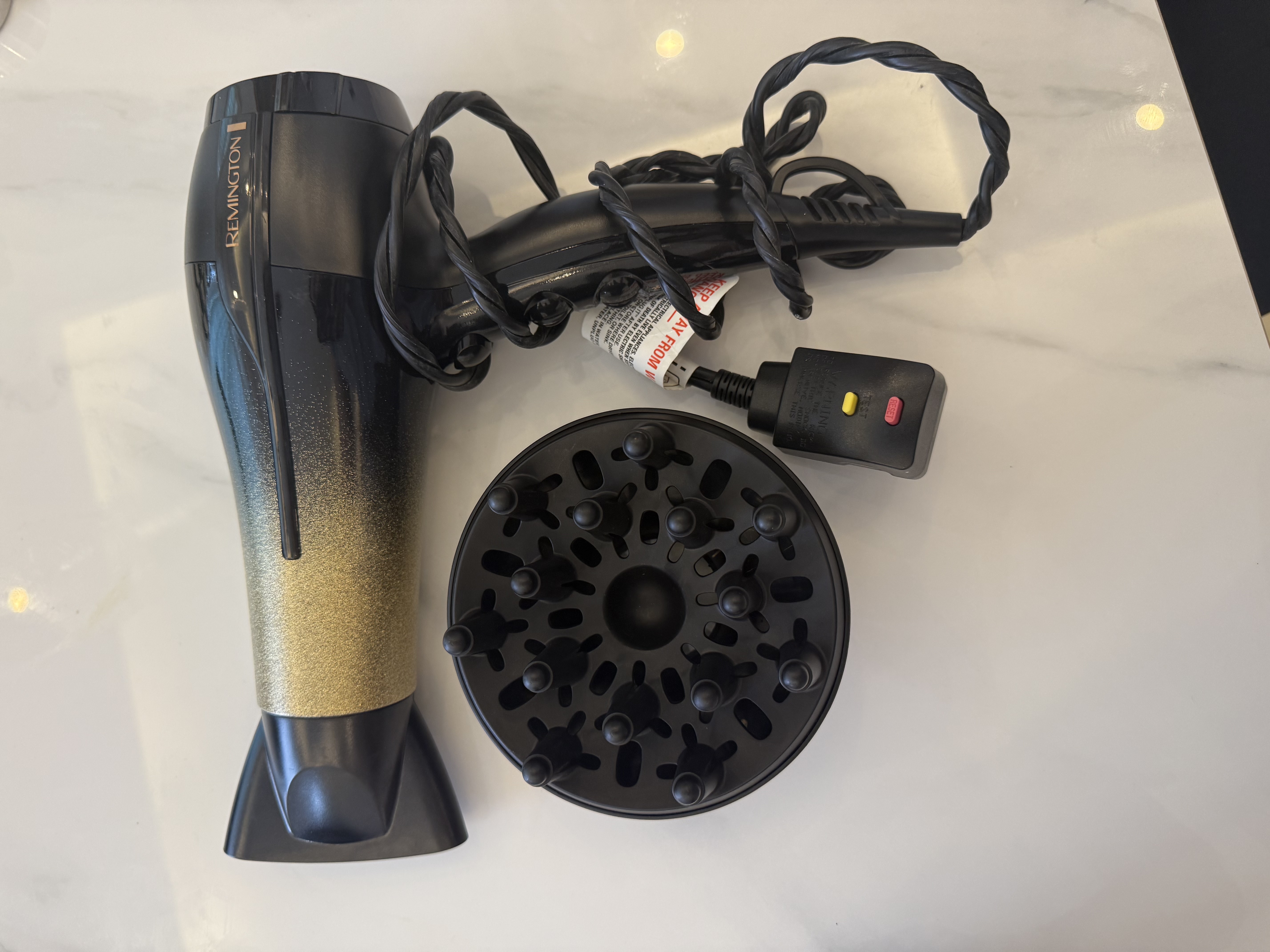 salud y belleza - Blow air secador de pelo Blower Remington pro ceramic.  2