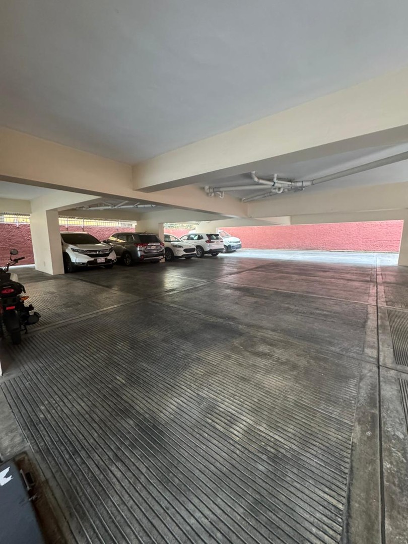 apartamentos - 2do Piso Con Terraza Privada Viejo Arroyo Hondo 2