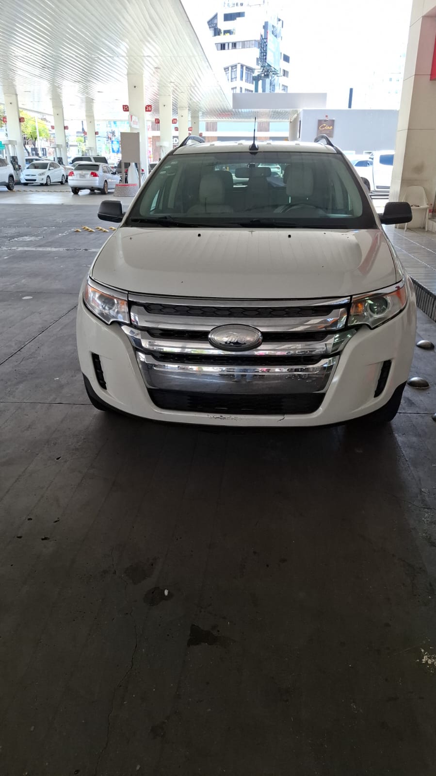 jeepetas y camionetas - Ford Edge 2013, Blanco, DOP450mil 0