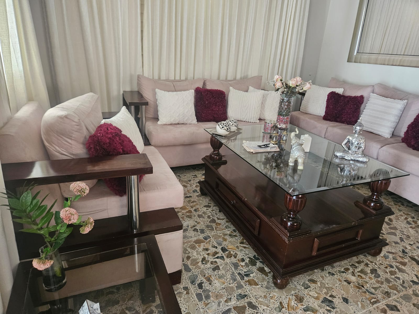 muebles y colchones - Hermoso juego de muebles y comedor de caoba 3
