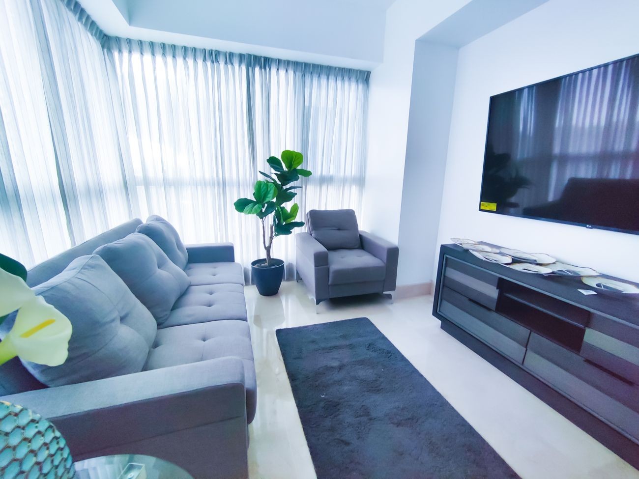 apartamentos - DISPONIBLE
Anacaona amueblado 3 habitaciones 3.5 banos 2 parqueos alquiler 2