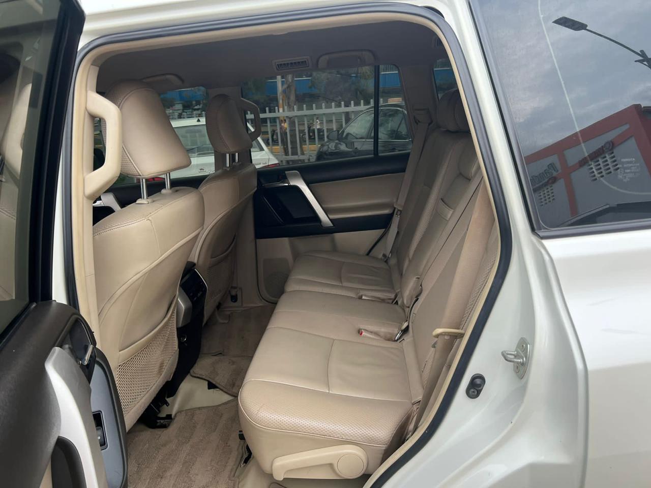 jeepetas y camionetas - Toyota land cruicer prado vx 2013 3