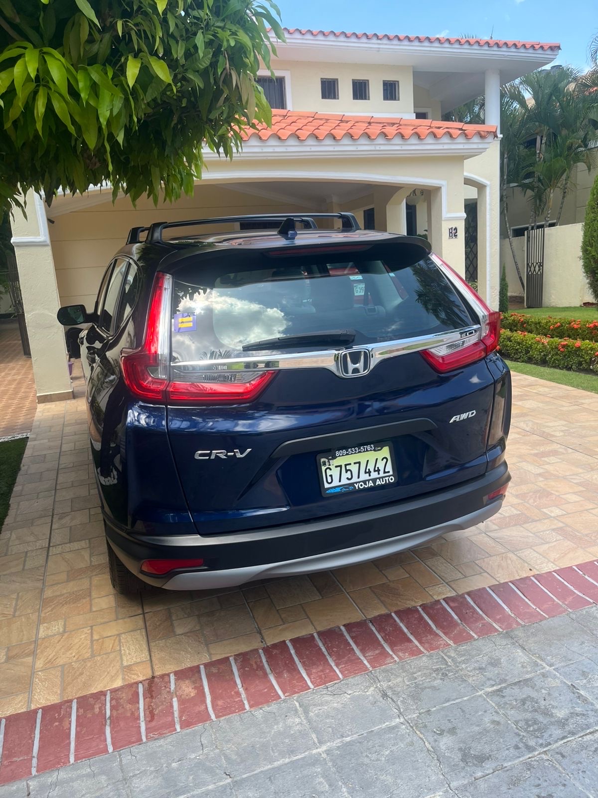 jeepetas y camionetas - Vendo CRV excelente condiciones 2019 42k millas 4x4 1