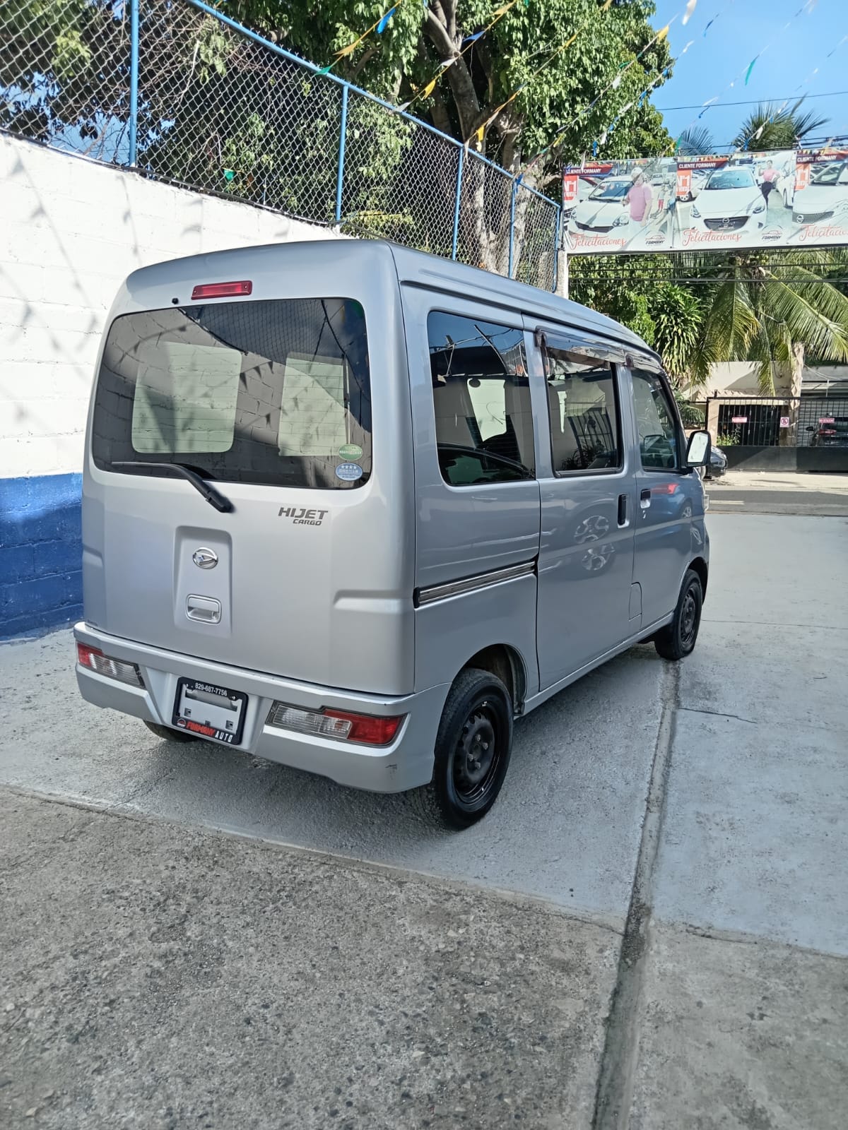carros - DAIHATSU HIJET  2