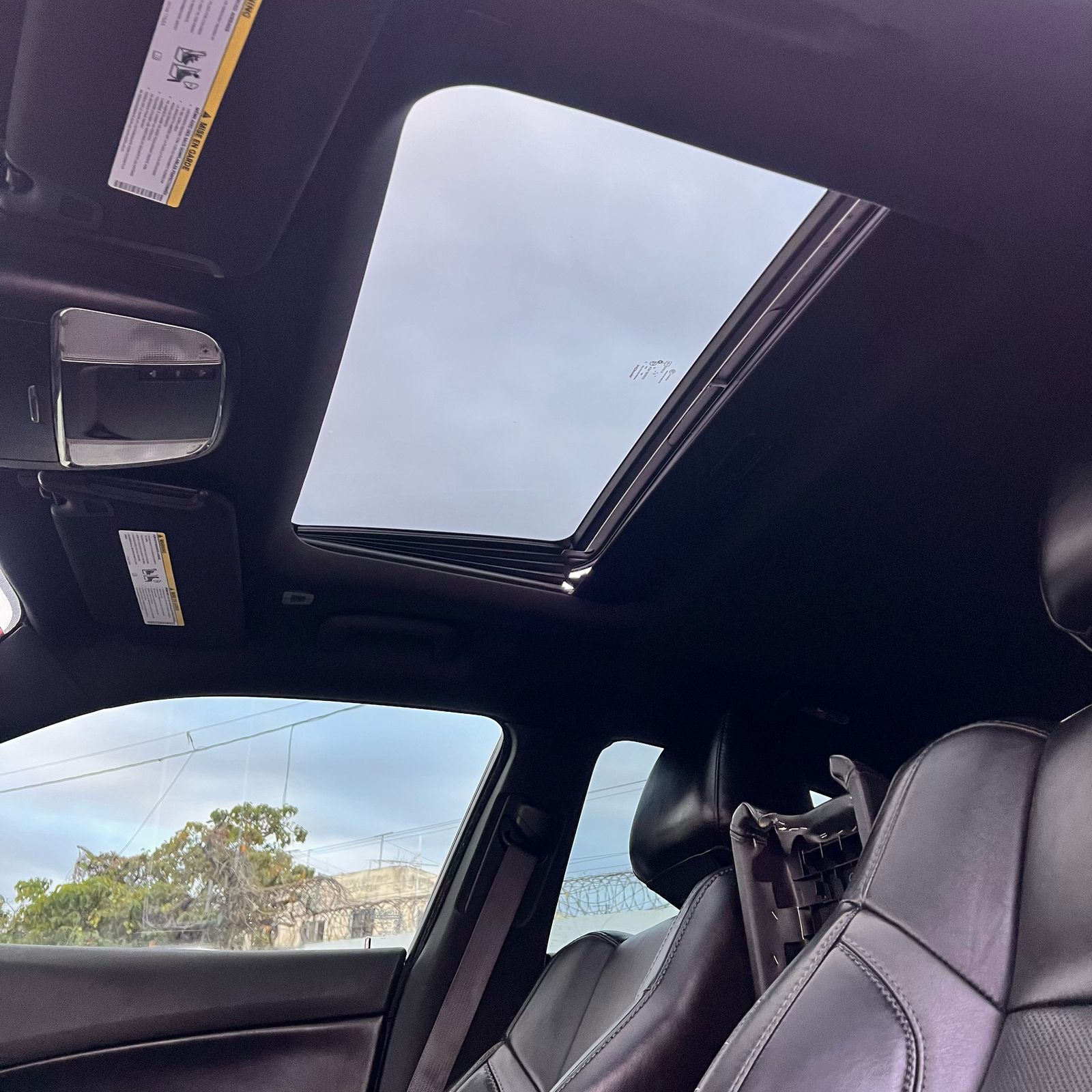 carros - Dodge Charger SXT 2019 8