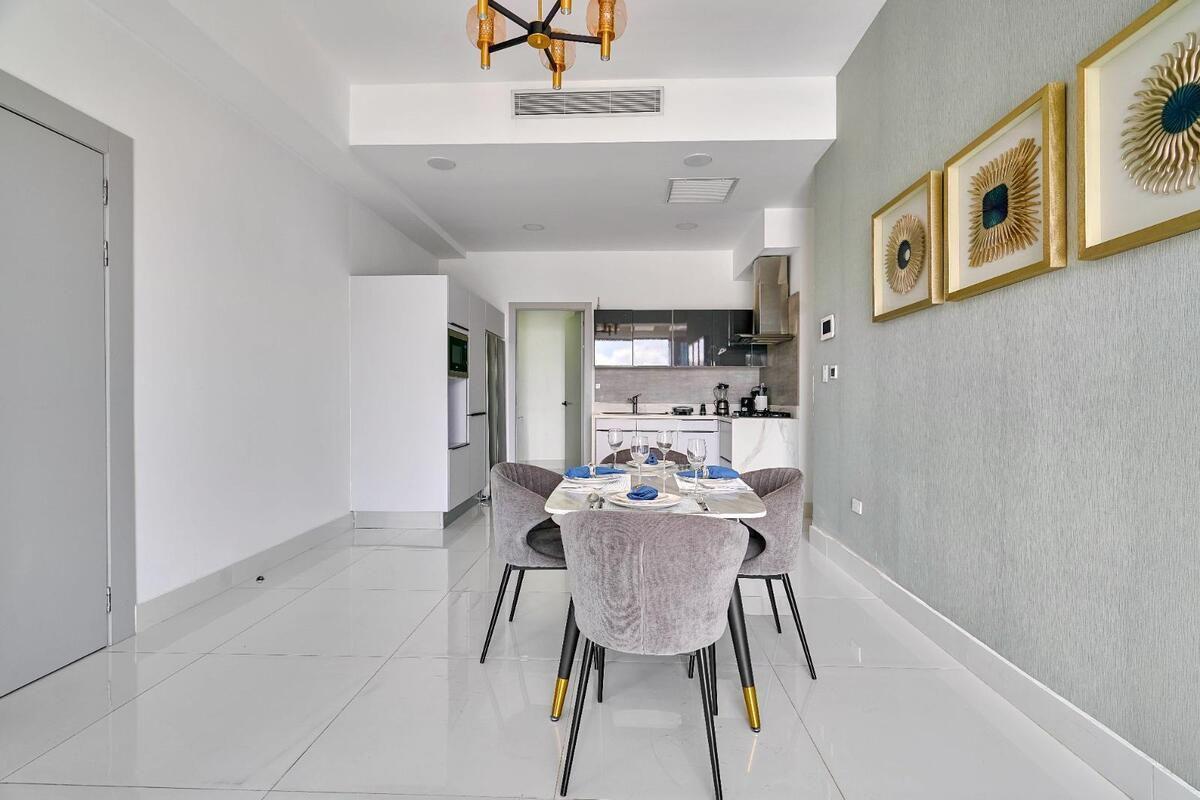 apartamentos - Venta Apartamento de 2 habitaciones Piantini, Torre de Lujo 2