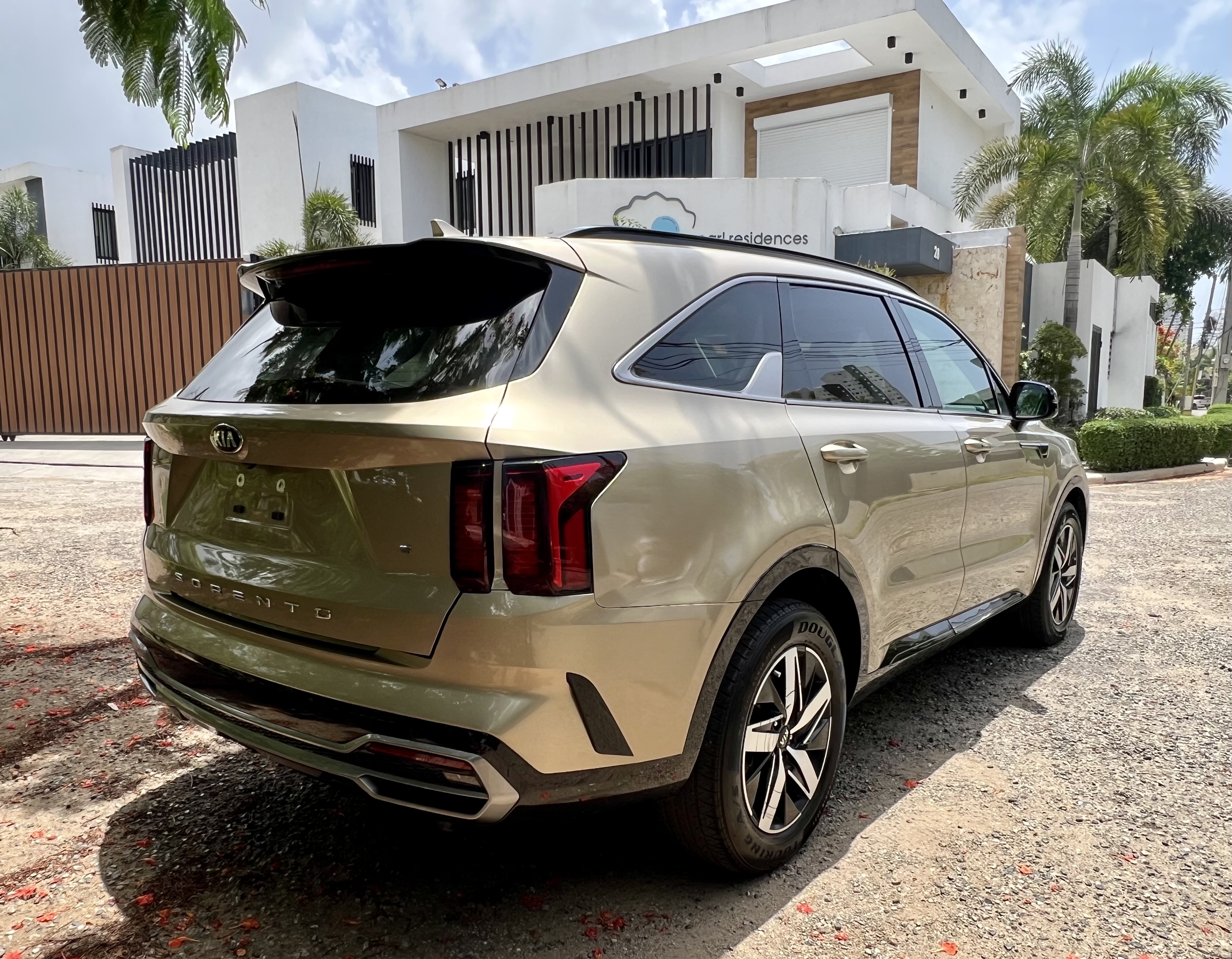 jeepetas y camionetas - 2021 Kia Sorento S 3 filas - Recien Importada!  4