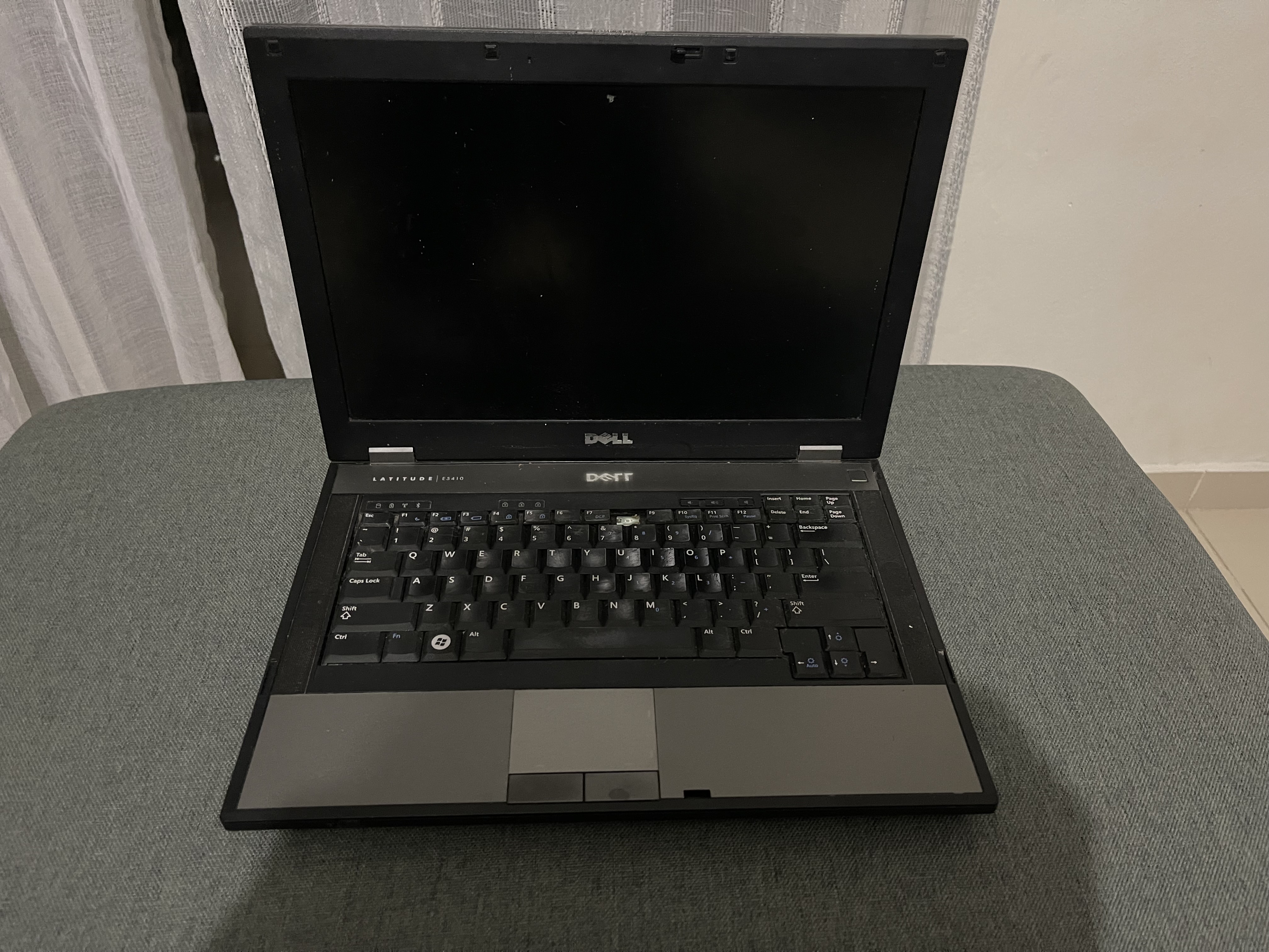 computadoras y laptops - Laptop Dell Latitude E5410 1