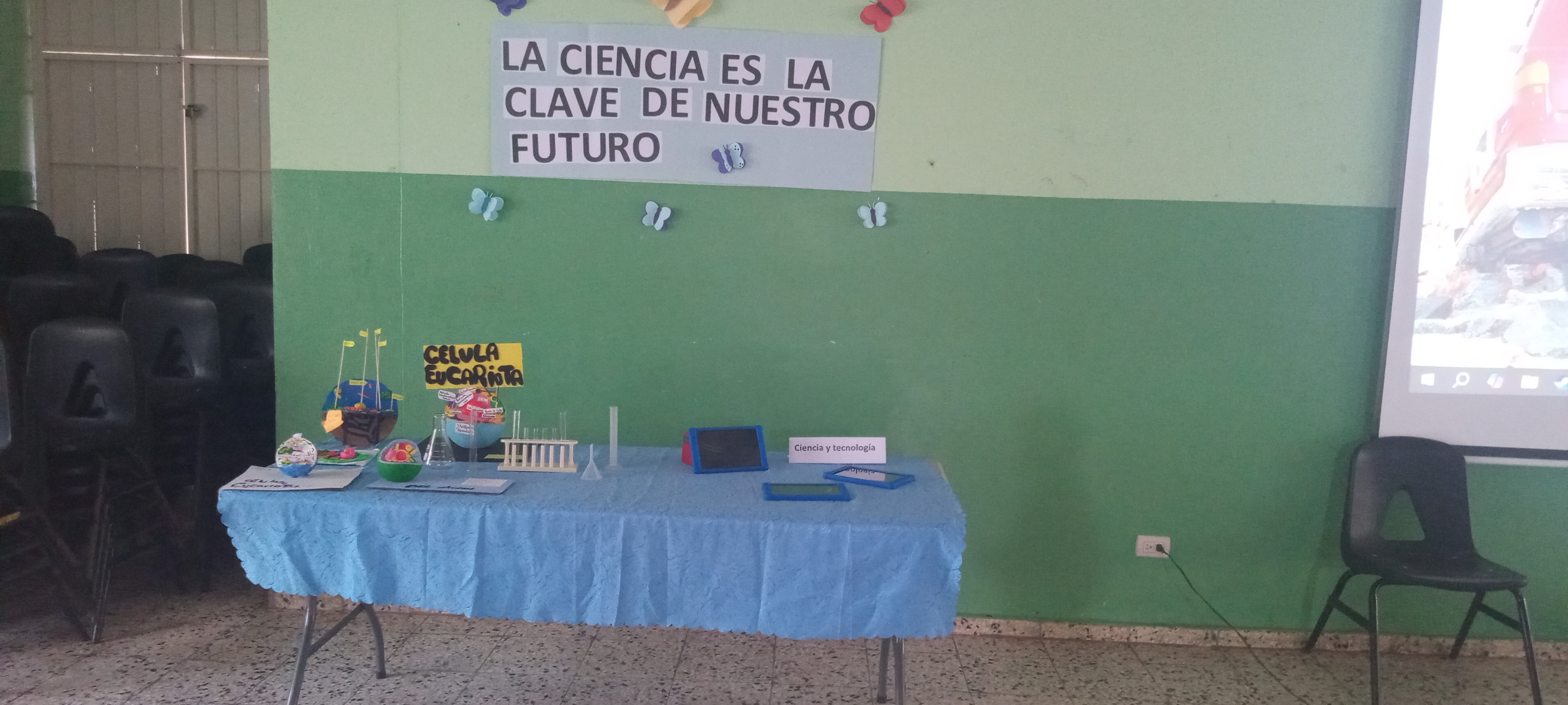 empleos disponibles - Se busca maestra para cubrir licencia de maternida 0