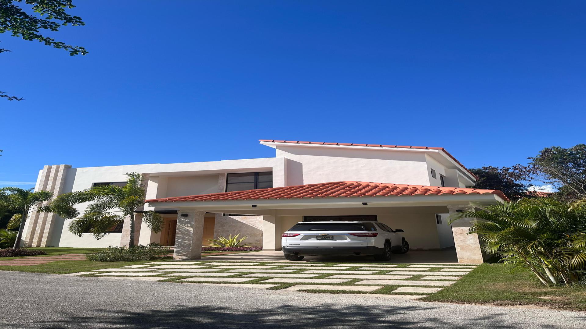 casas vacacionales y villas - IMPRESIONANTE VILLA EN JUANDOLIO METRO COUNTRY CLUB 1