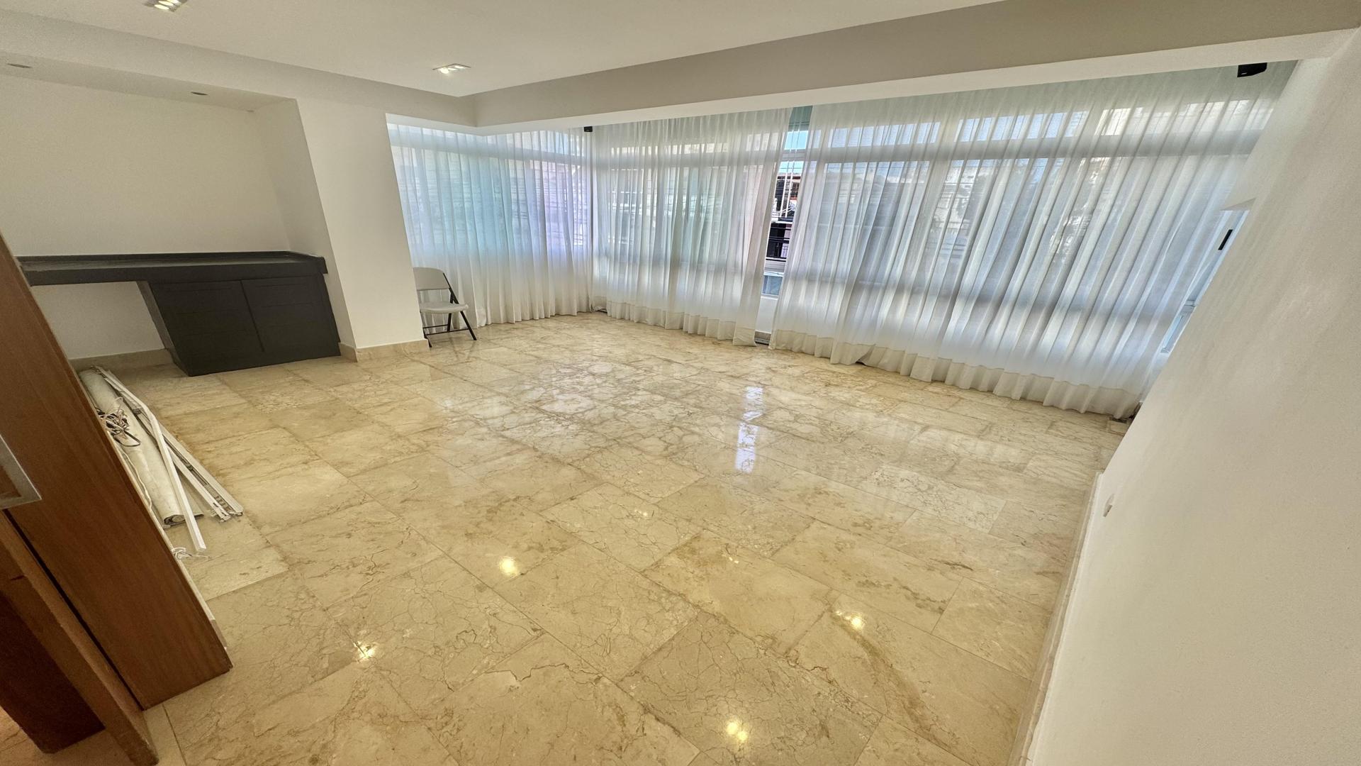 apartamentos - Apartamento en Naco, 2da con Terraza