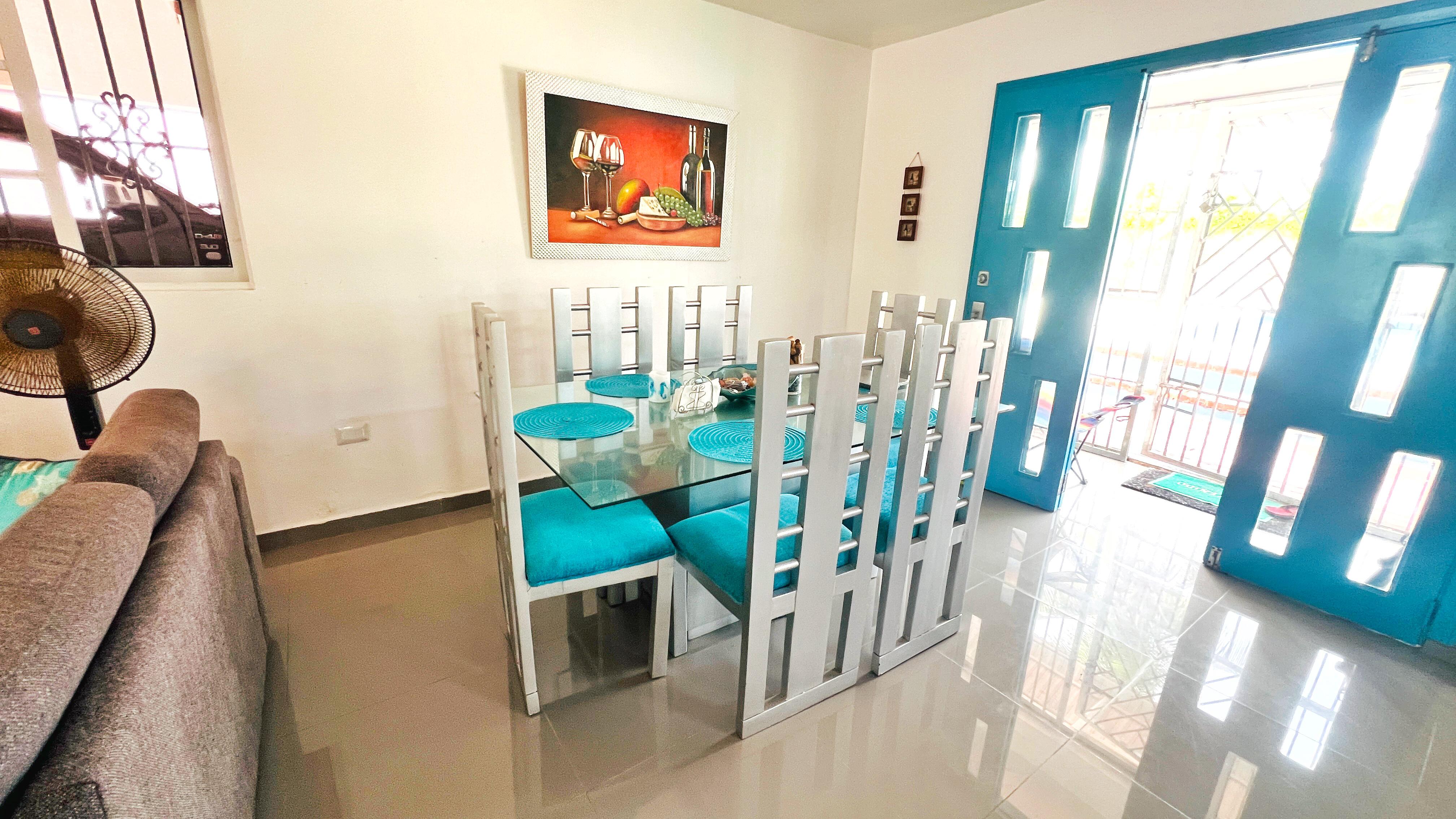casas vacacionales y villas - Villa en Venta en Juan Dolio a paso de la Playa 3