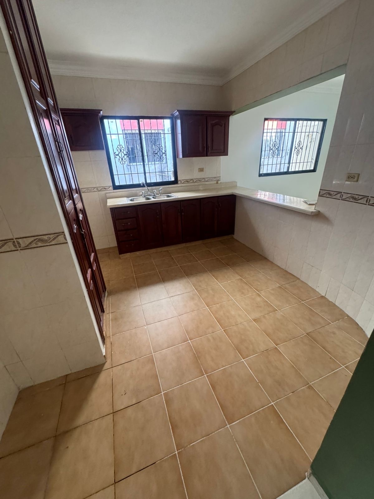 casas - venta de 2 casas en una separada en vista hermosa Santo Domingo este con 500mts 5