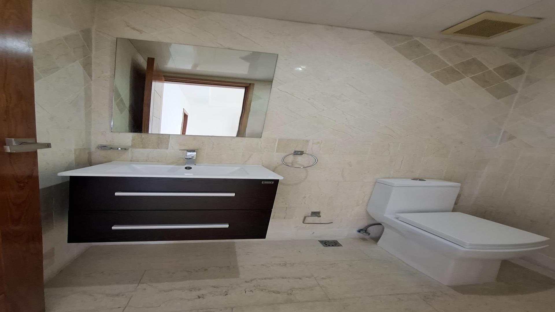 apartamentos - ALQUILER AMPLIO APARTAMENTO CON LINEA BLANCA – SECTOR BELLA VISTA 3