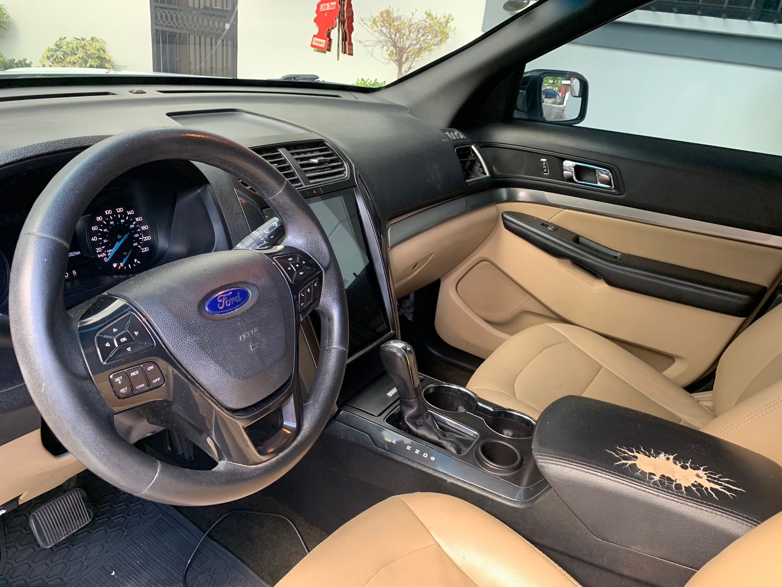 jeepetas y camionetas - Ford Explorer XLT 2016 de opotunidad!!!! 3