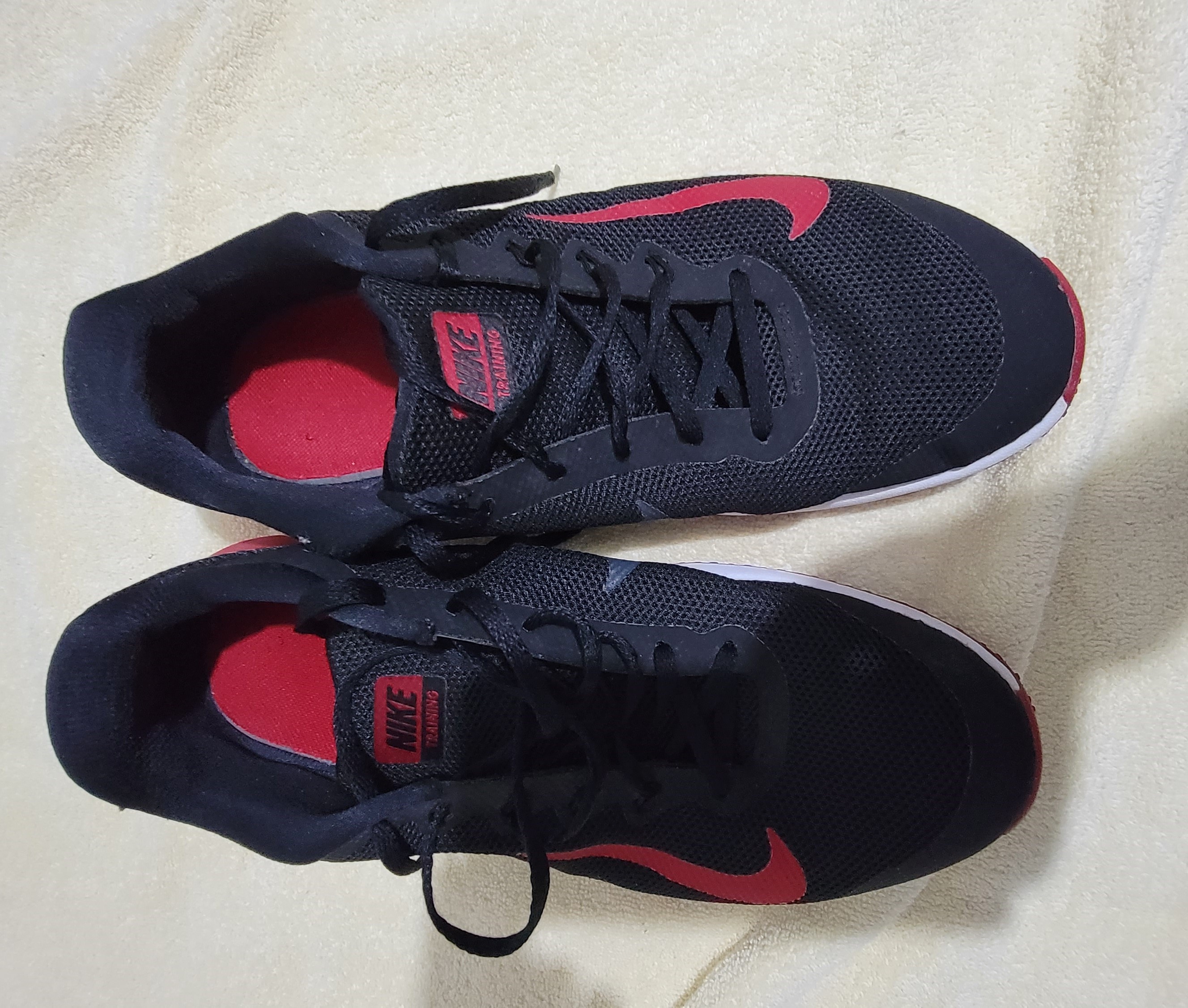 zapatos para hombre - Vendo tenis nike 12 como nuevos  1