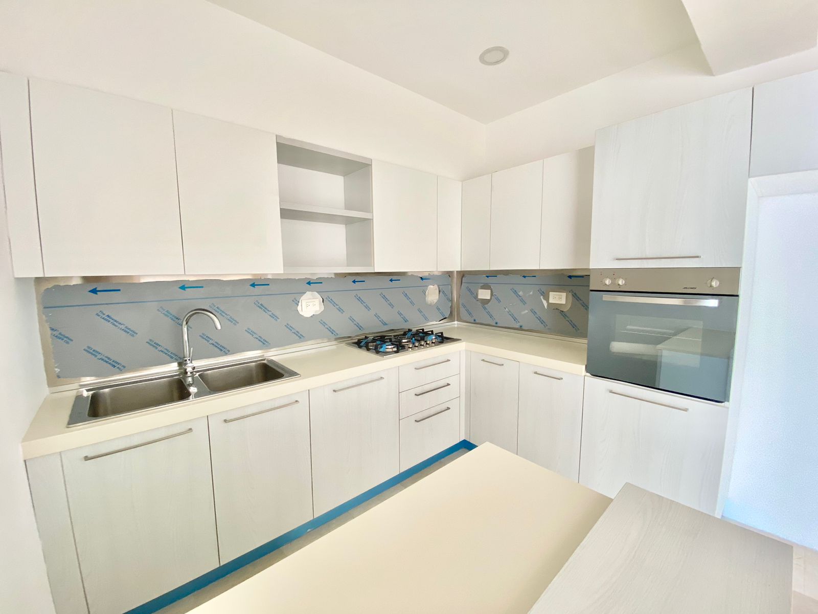 apartamentos - Alquiler en Piantini con Línea Blanca Familiar 6