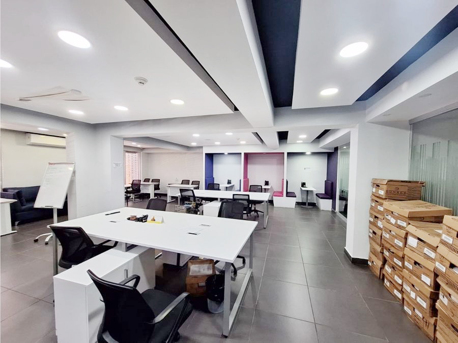 oficinas y locales comerciales - Local céntrico y comercial  9