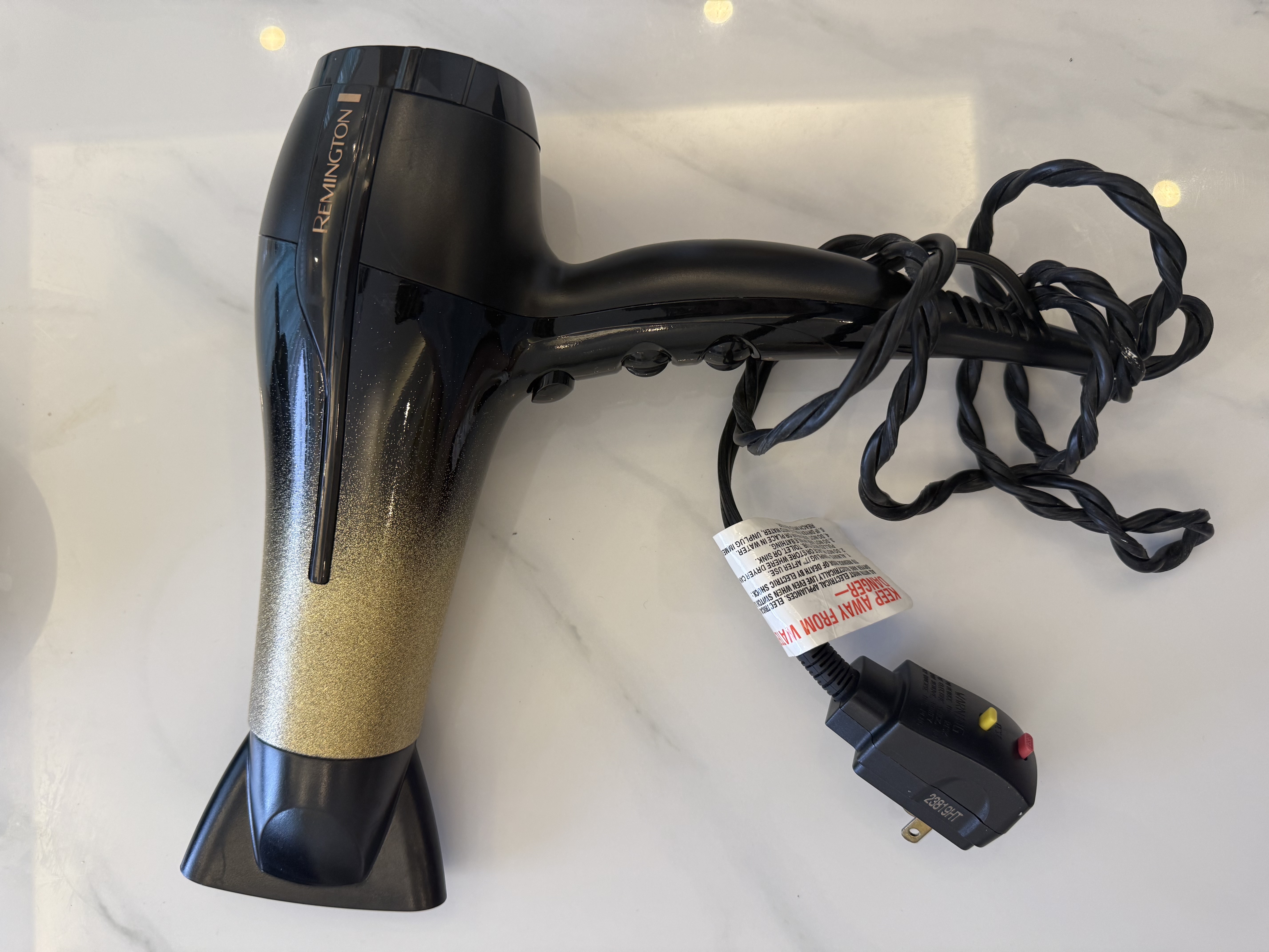 salud y belleza - Blow air secador de pelo Blower Remington pro ceramic.  3