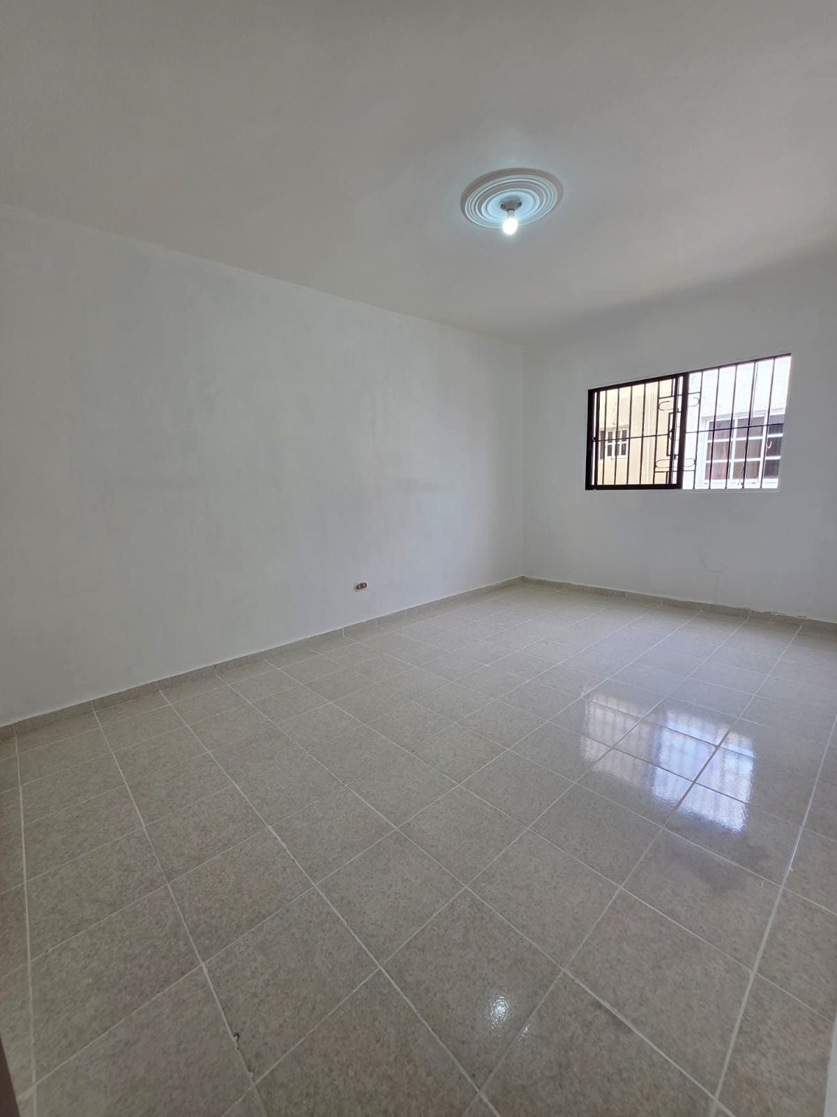 apartamentos - Vendo Apartamento en la Av. Independencia  6