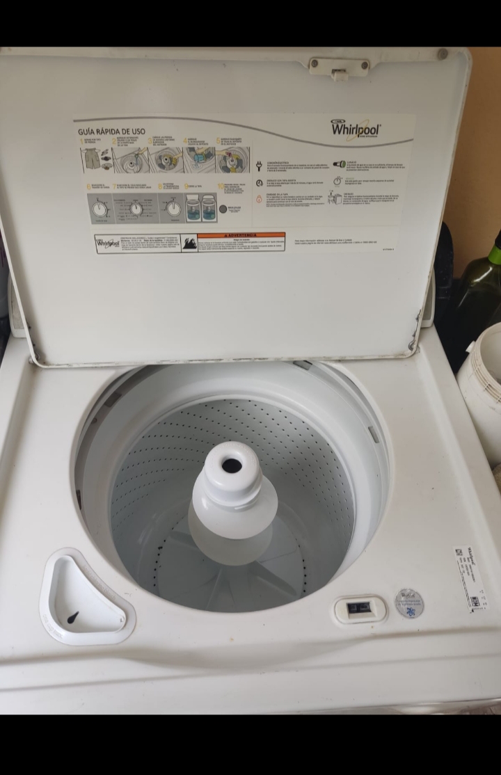 electrodomesticos - Vendo lavadora en buen estado Whirlpool de 19 kg 0