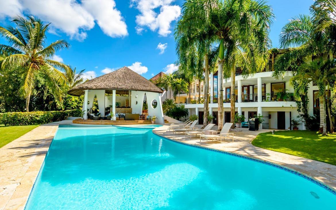 casas vacacionales y villas - Villa de lujo en Casa de Campo, frente al campo de golf 1