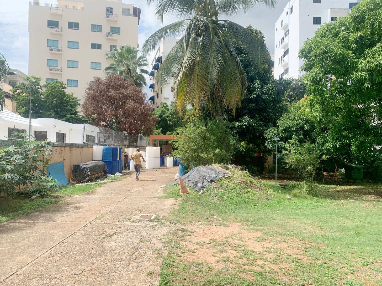 solares y terrenos - Solar céntrico en Venta Bella vista 3