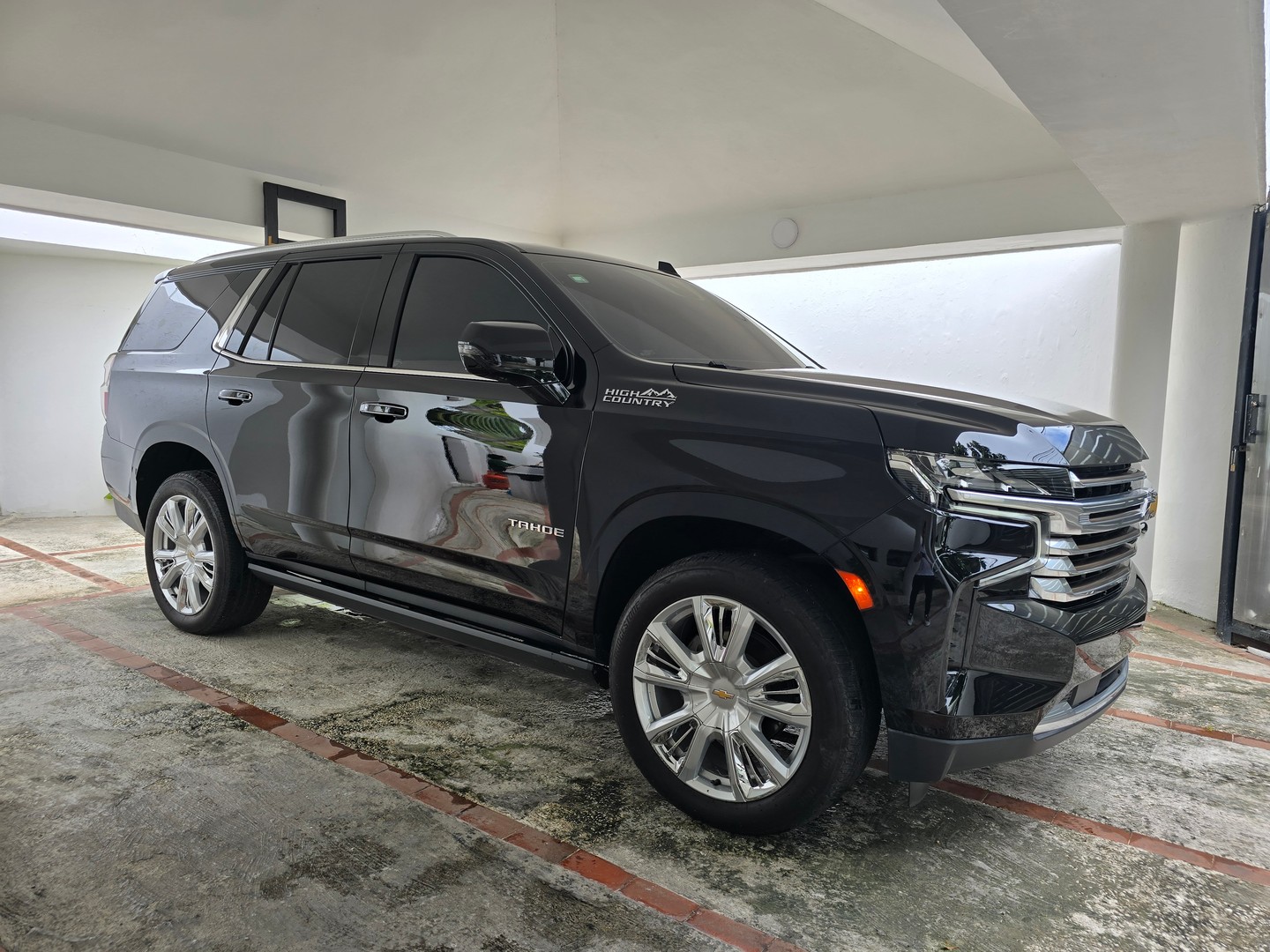 jeepetas y camionetas - CHEVROLET TAHOE HIGH COUNTRY DURAMAX 2023  1