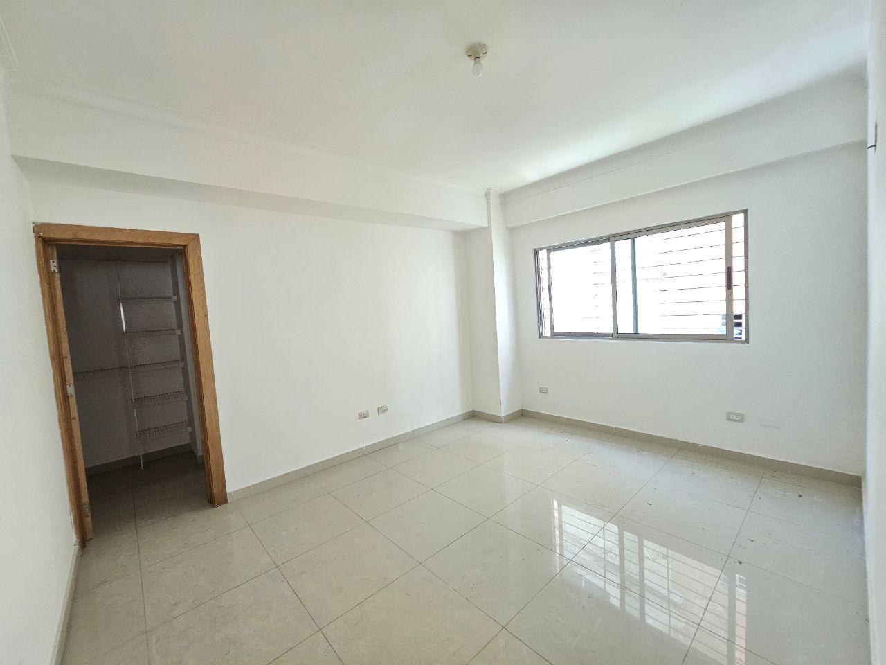 apartamentos - APARTAMENTO EN EL MILLÓN 2DO NIVEL CON TERRAZA 9