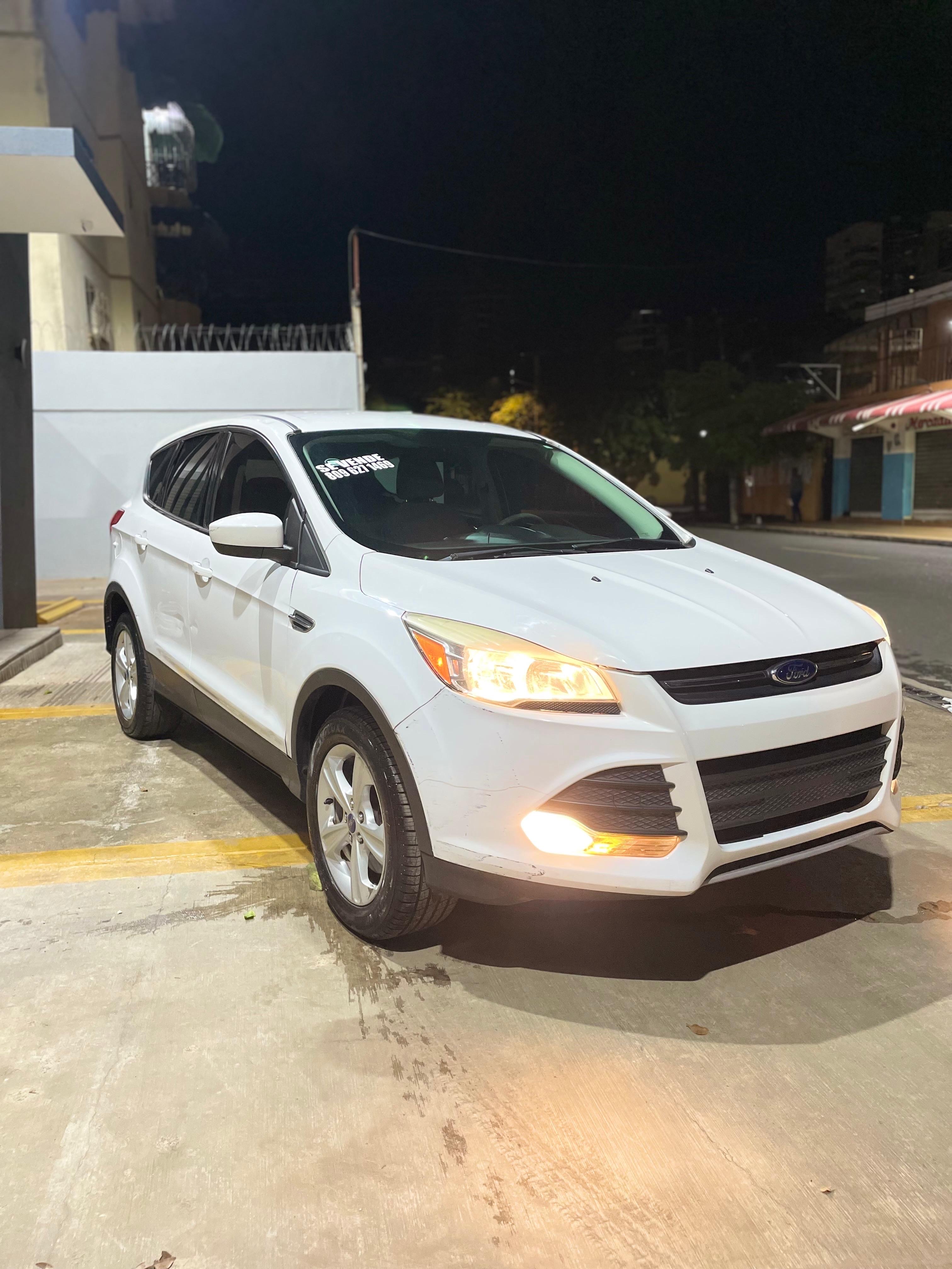 jeepetas y camionetas - De oportunidad Ford escape 2013 2