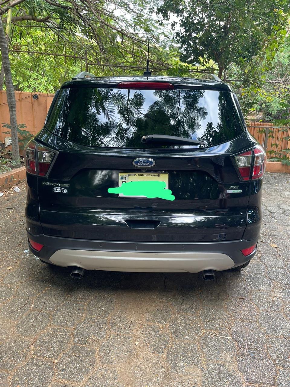jeepetas y camionetas - Vendo Ford 2017 650,000 negociable 8