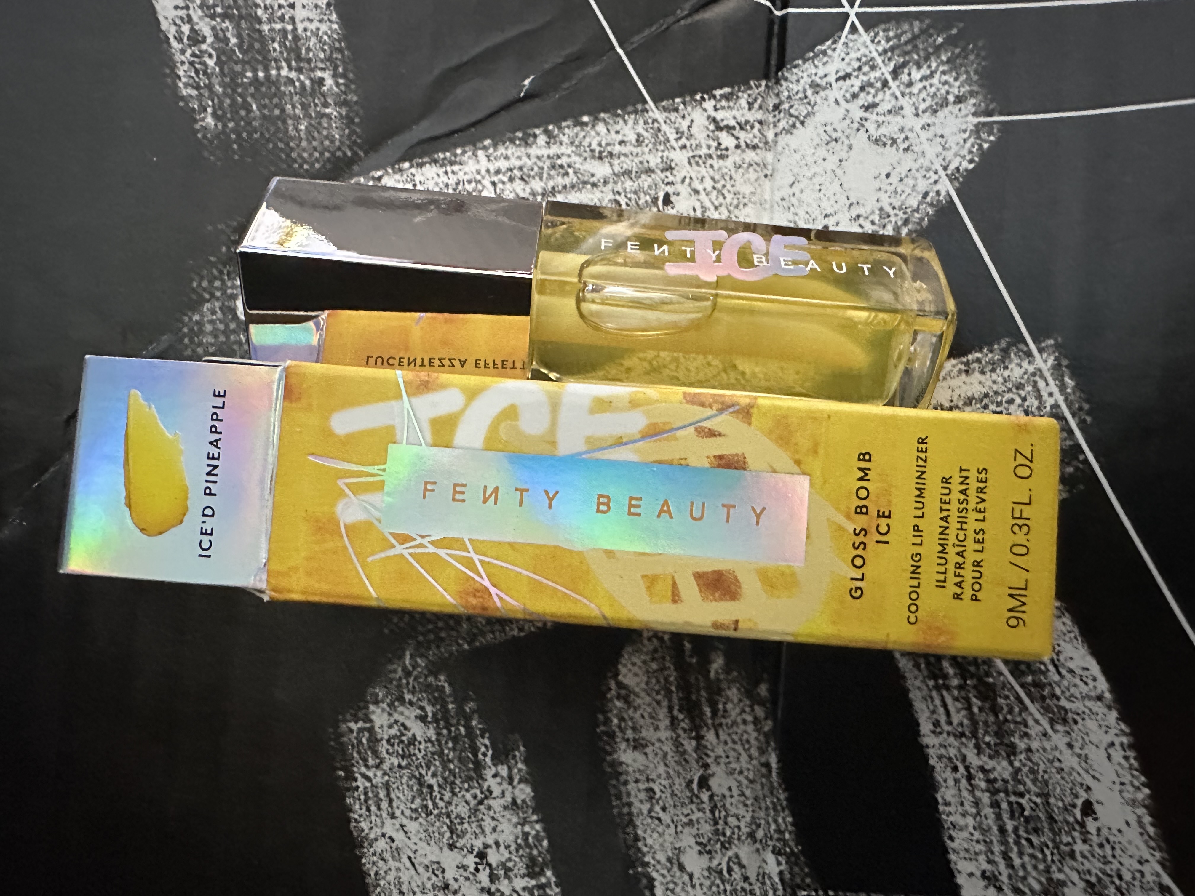 salud y belleza - Brilla con gloss original de Fenty Beauty 4