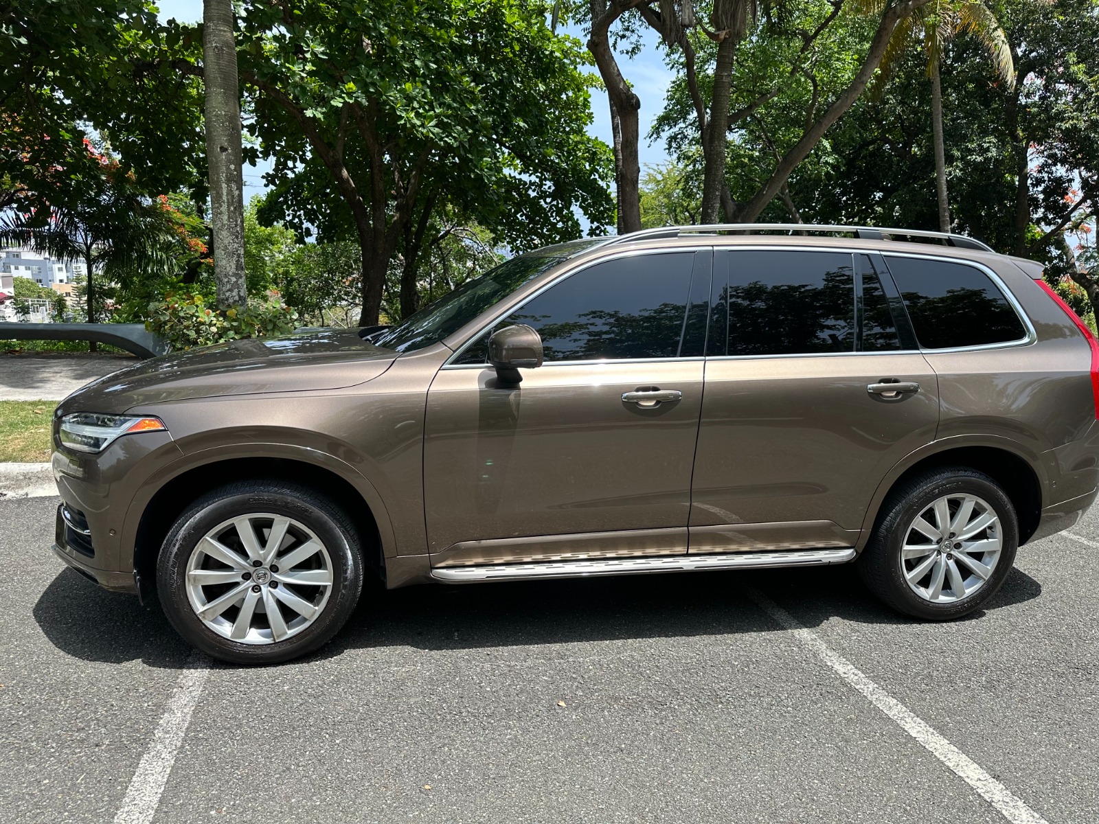 jeepetas y camionetas - VOLVO XC90 2016 MOMENTUM T6 2